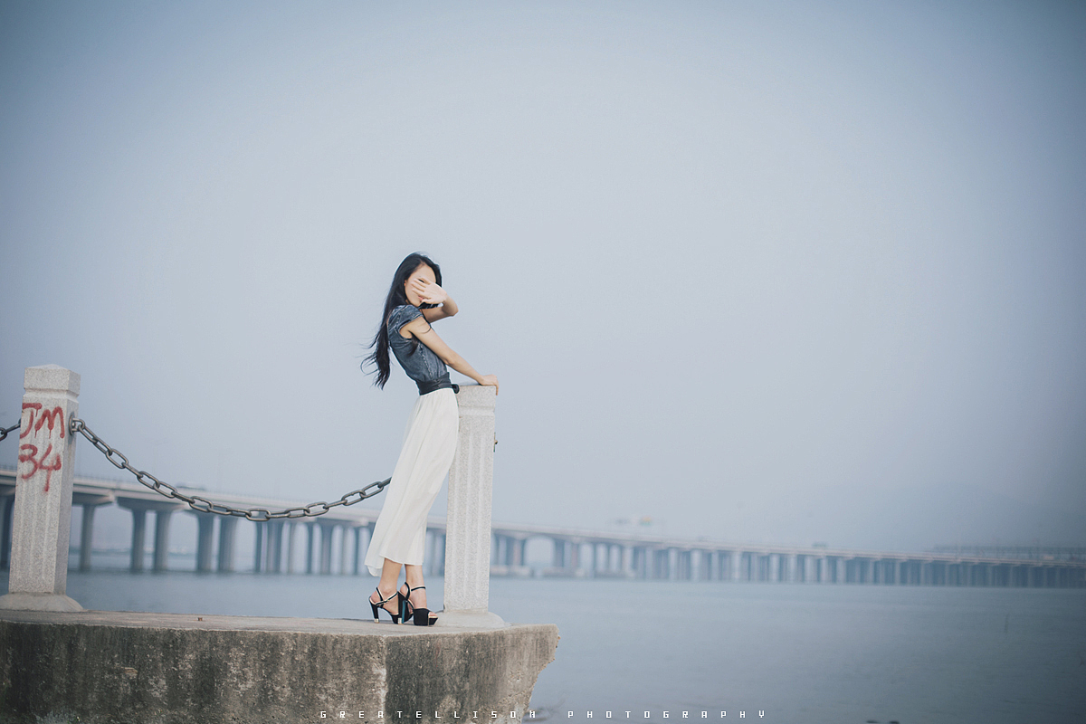 但愿我是缠绕你的风