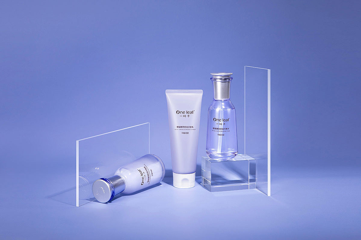 一叶子鸢尾精粹控油清爽平衡礼盒（图ZMTg2NDU3NjQw） - 产品摄影 - 站酷设计师LUNA卢娜原创素材 - 站酷ZCOOL