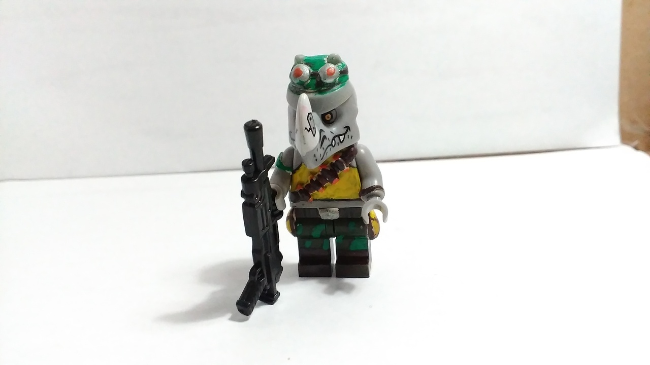 忍者 乌龟 里的 犀牛桑 像不像?像不像!