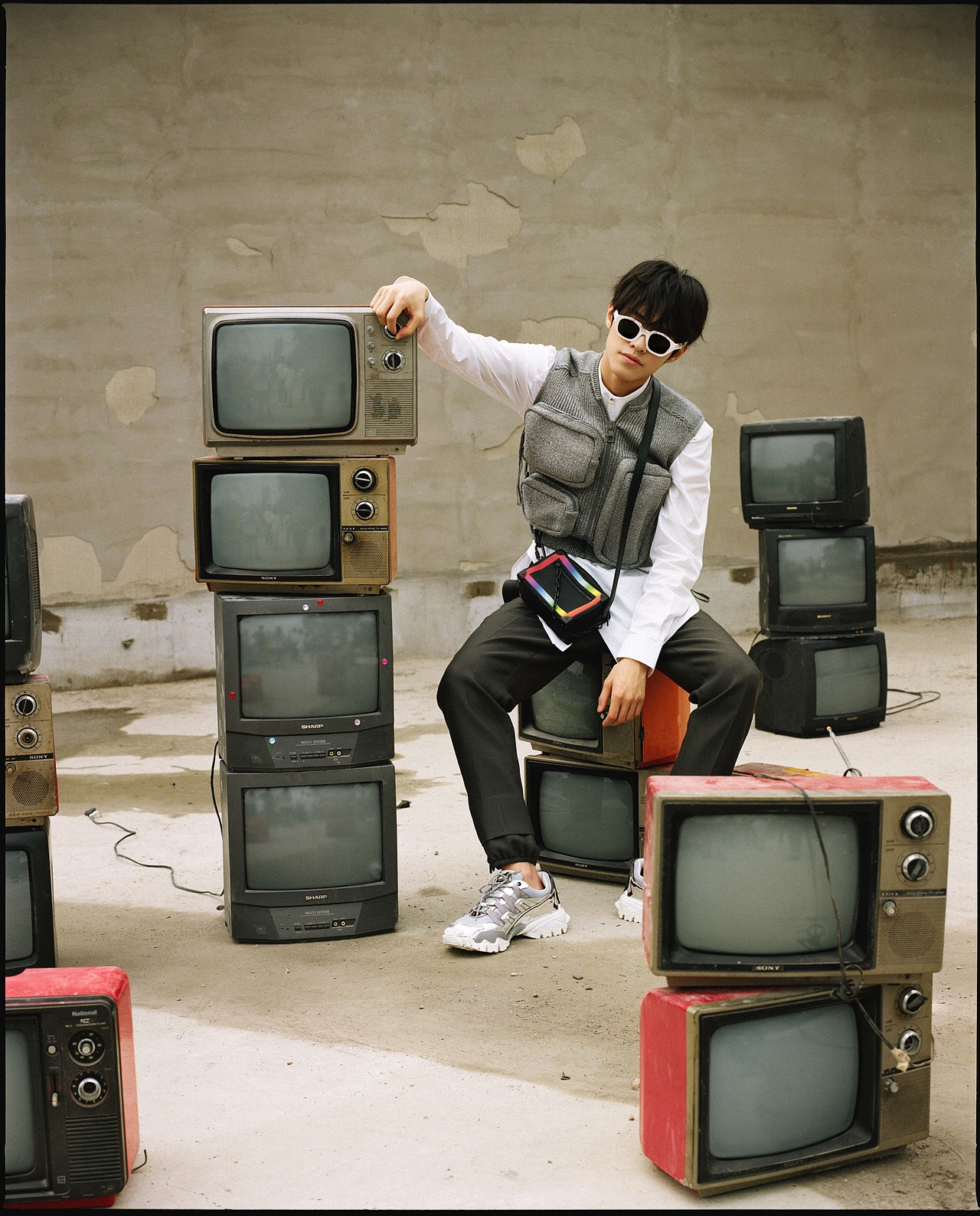 BAZAAR MEN 施展（图ZMTg5OTI0MDQ4） - 修图/后期 - 站酷设计师修图师SHANG原创素材 - 站酷ZCOOL