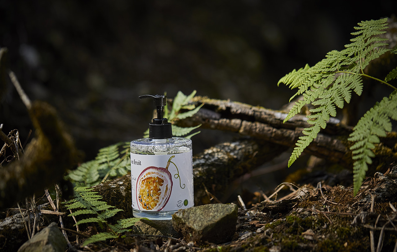 产品摄影｜洗洁精（图ZMjgxNzczNDg4） - 产品摄影 - 站酷设计师梅食间原创素材 - 站酷ZCOOL