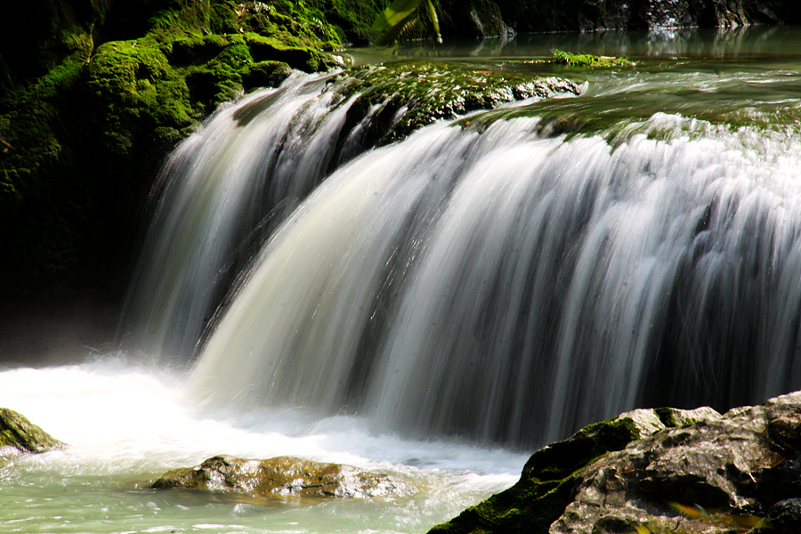 青山绿水韵味足