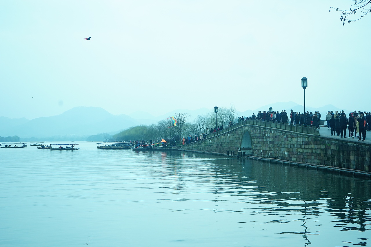 顺道来西湖拍几张照