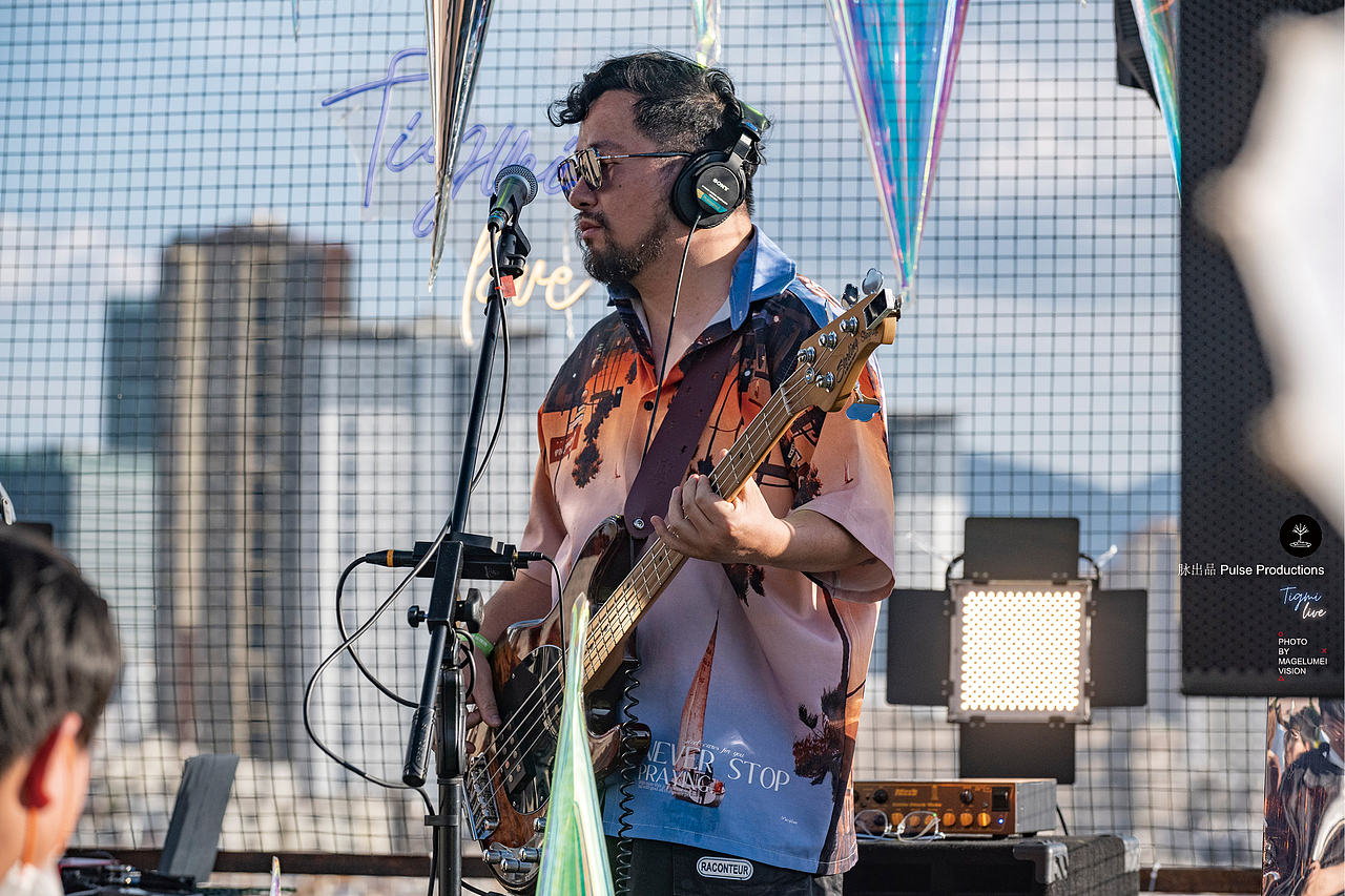 【摄影】Tigmi live原创音乐现场 6月（图ZMzA0MjE4NjUy） - 人文/纪实摄影 - 站酷设计师玛格鲁没原创素材 - 站酷ZCOOL