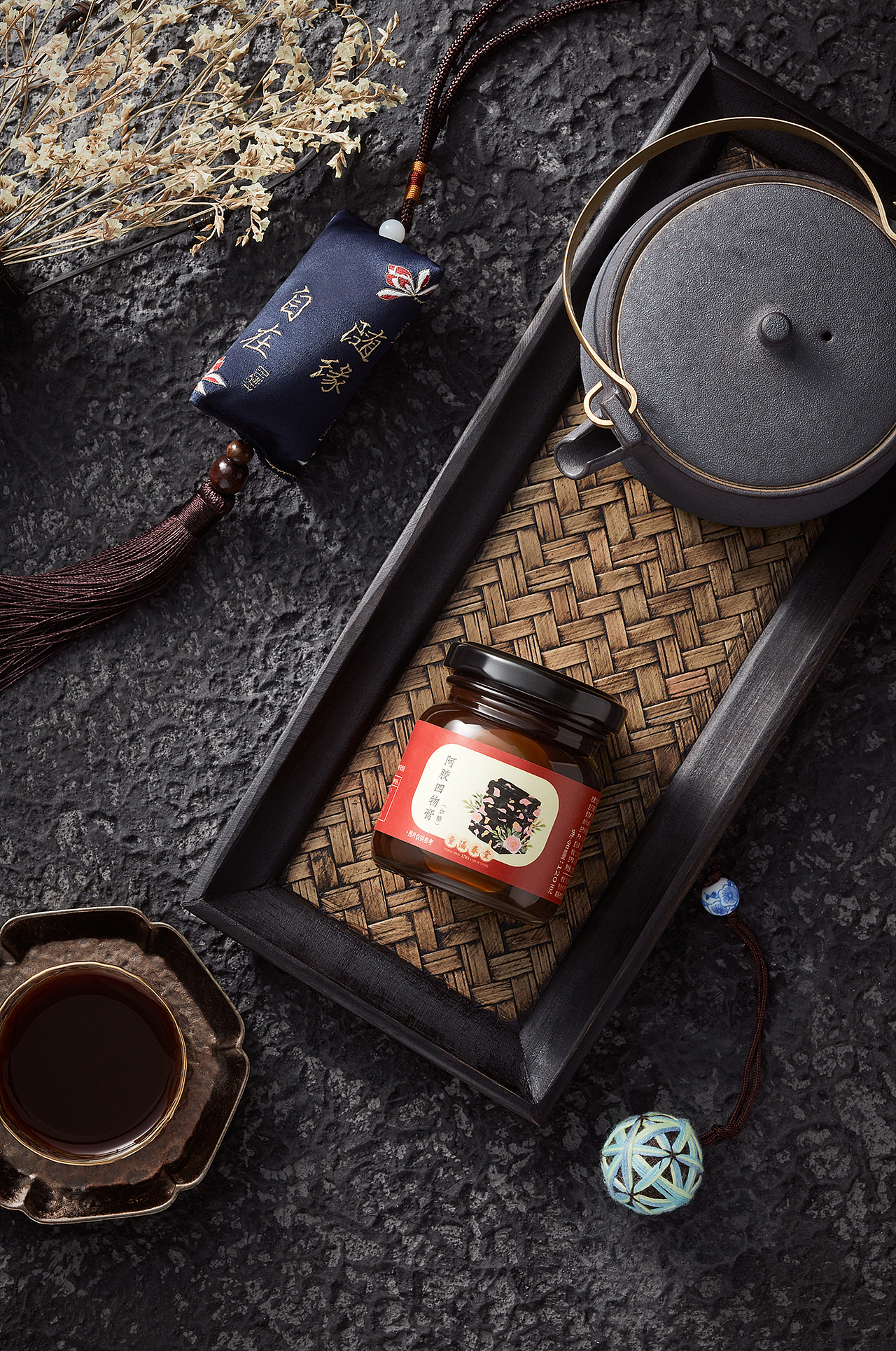 童涵春堂|阿胶四物膏药|SESTUDIO摄影