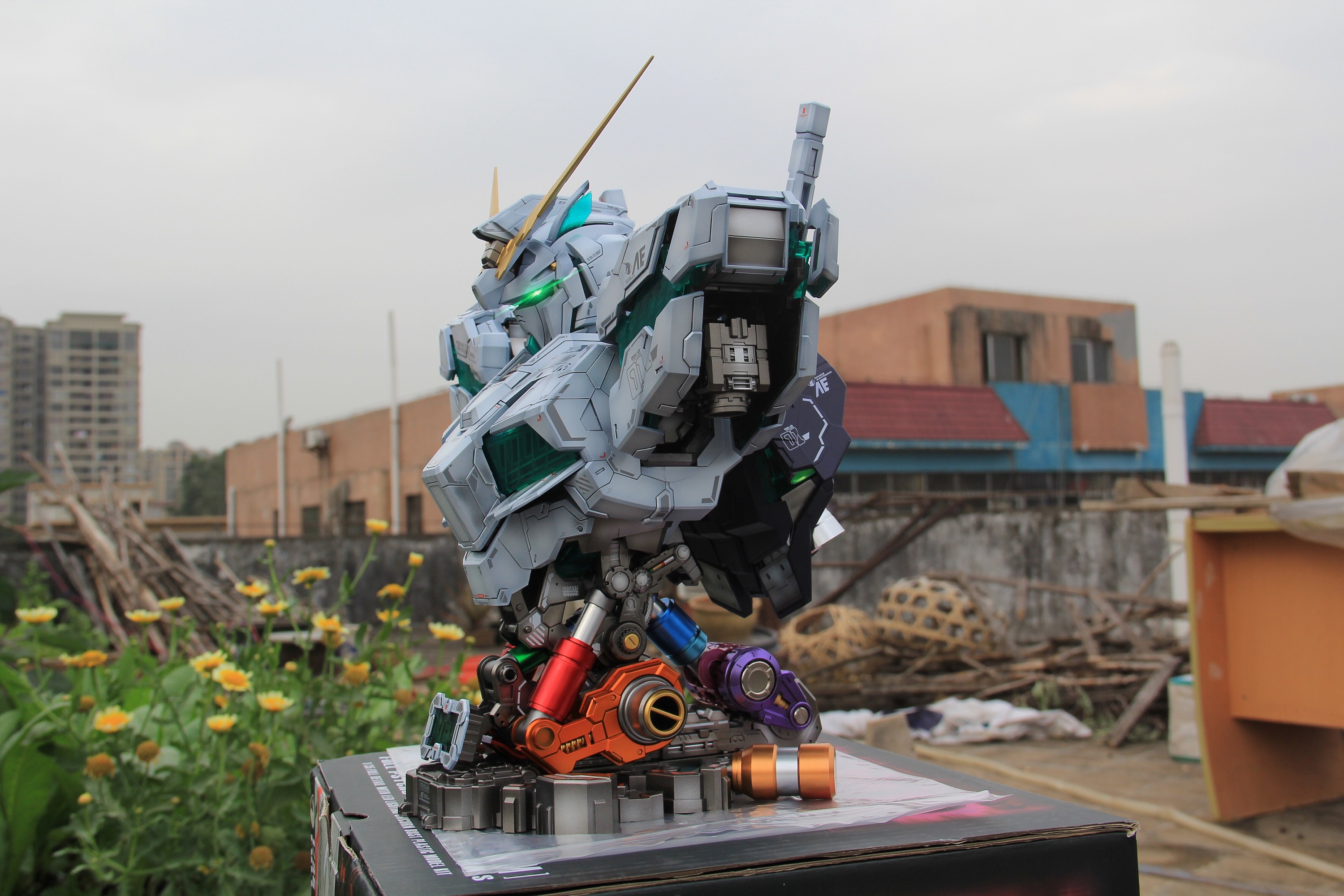 高达unicorn 独角兽 亿辉 胸像