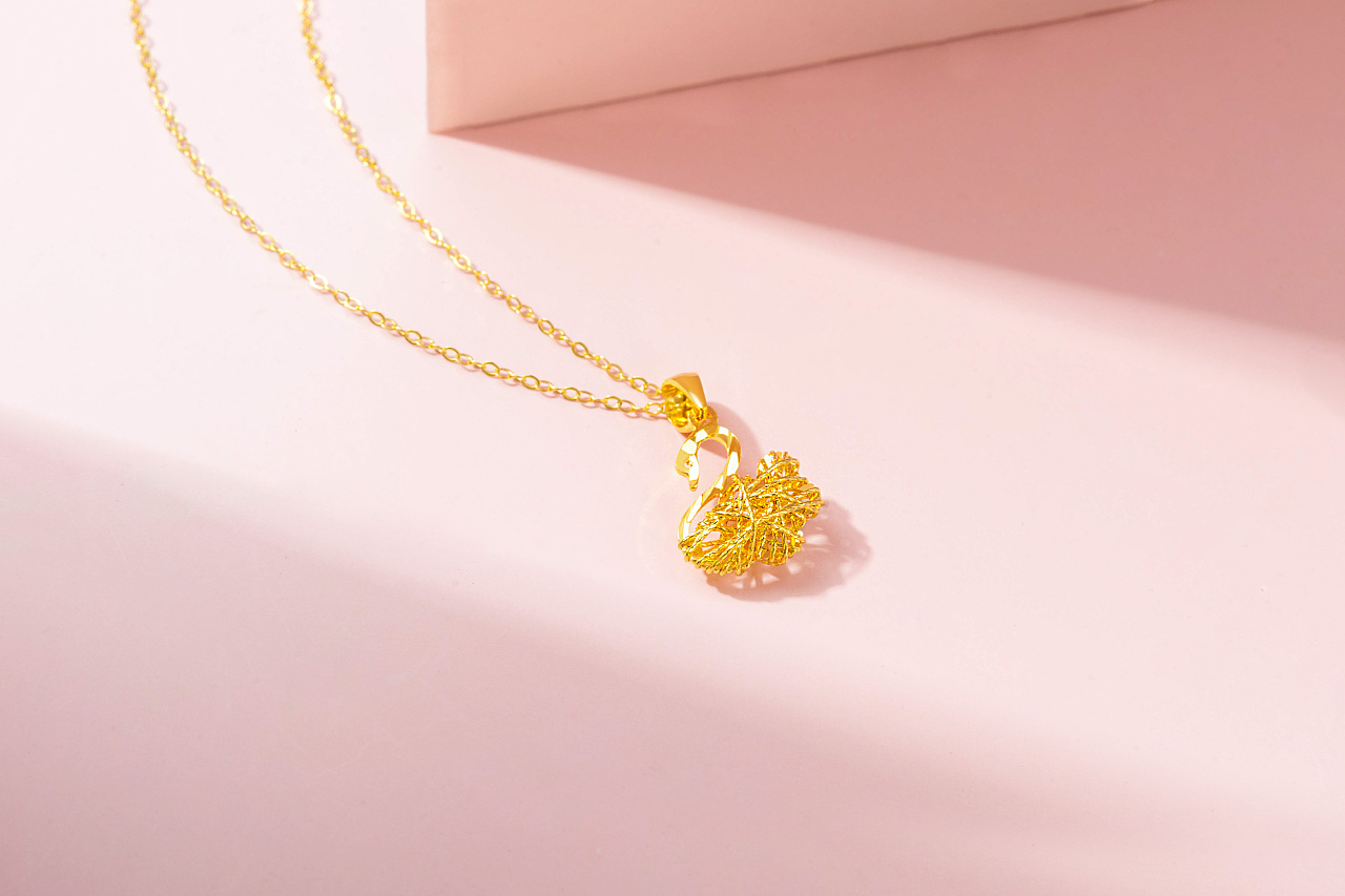 黄金珠宝场景图摄影