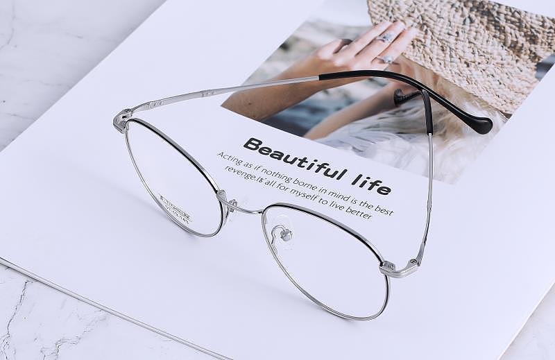 眼镜（图ZMTg3MDY3MDI0） - 产品摄影 - 站酷设计师Z13172302原创素材 - 站酷ZCOOL