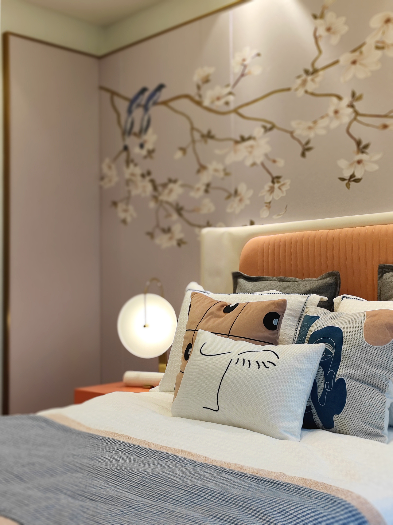 大汉集团龙喜水乡项目别墅样板房