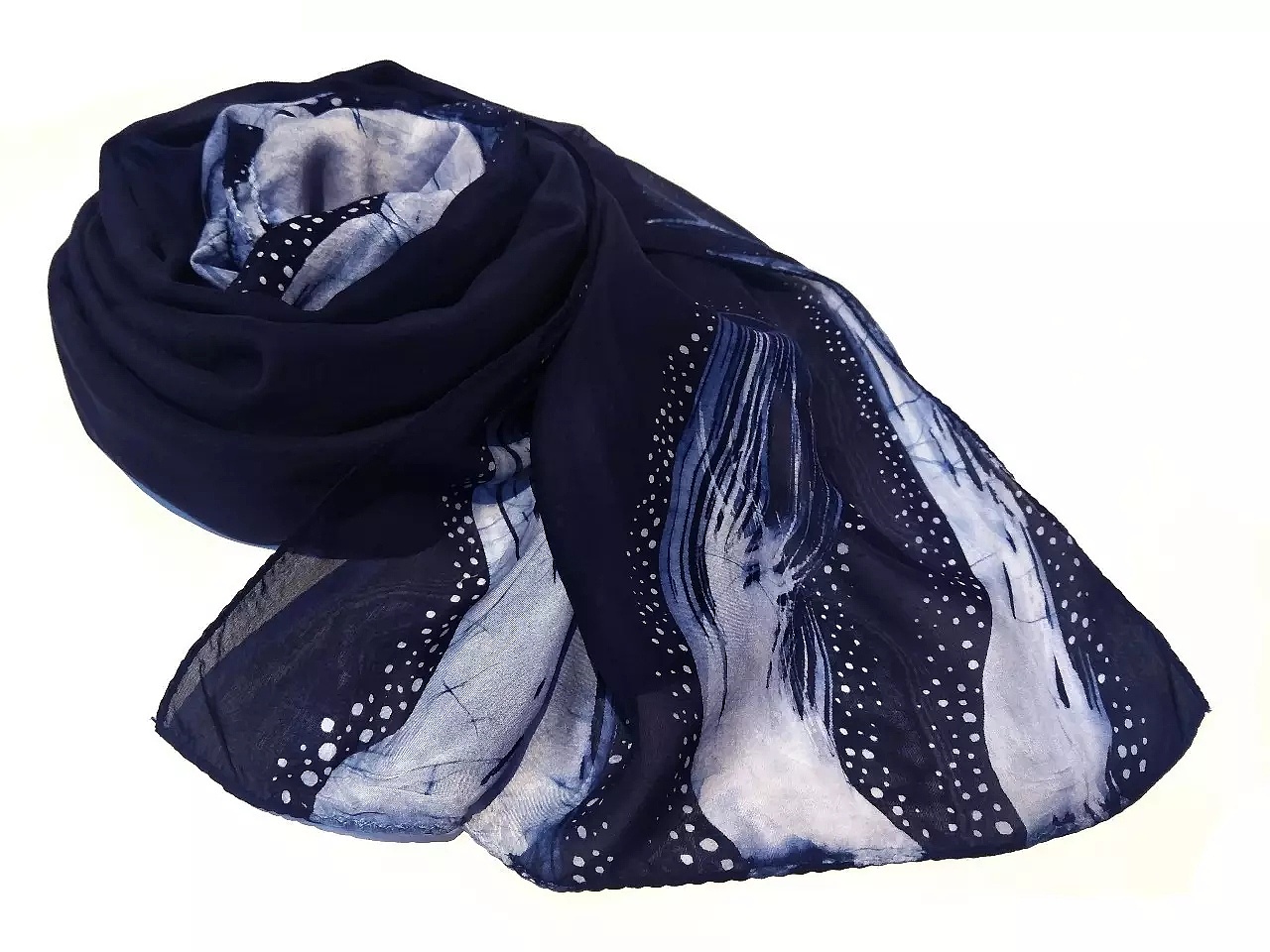 蜡染丝巾设计《在路上》