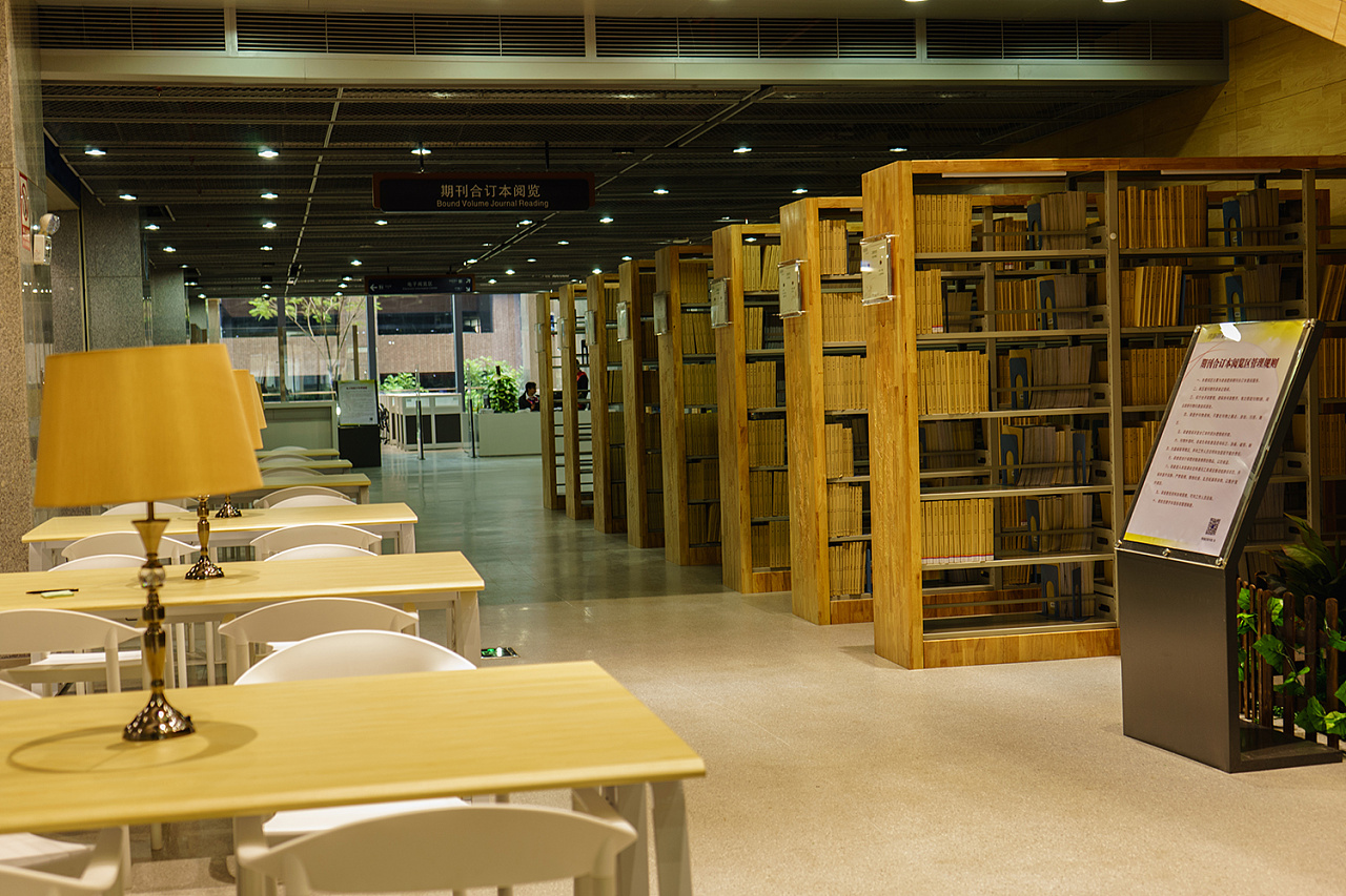 翻开书卷向未来 黄浦区图书馆焕新开放_各区风采_上海市文化和旅游局