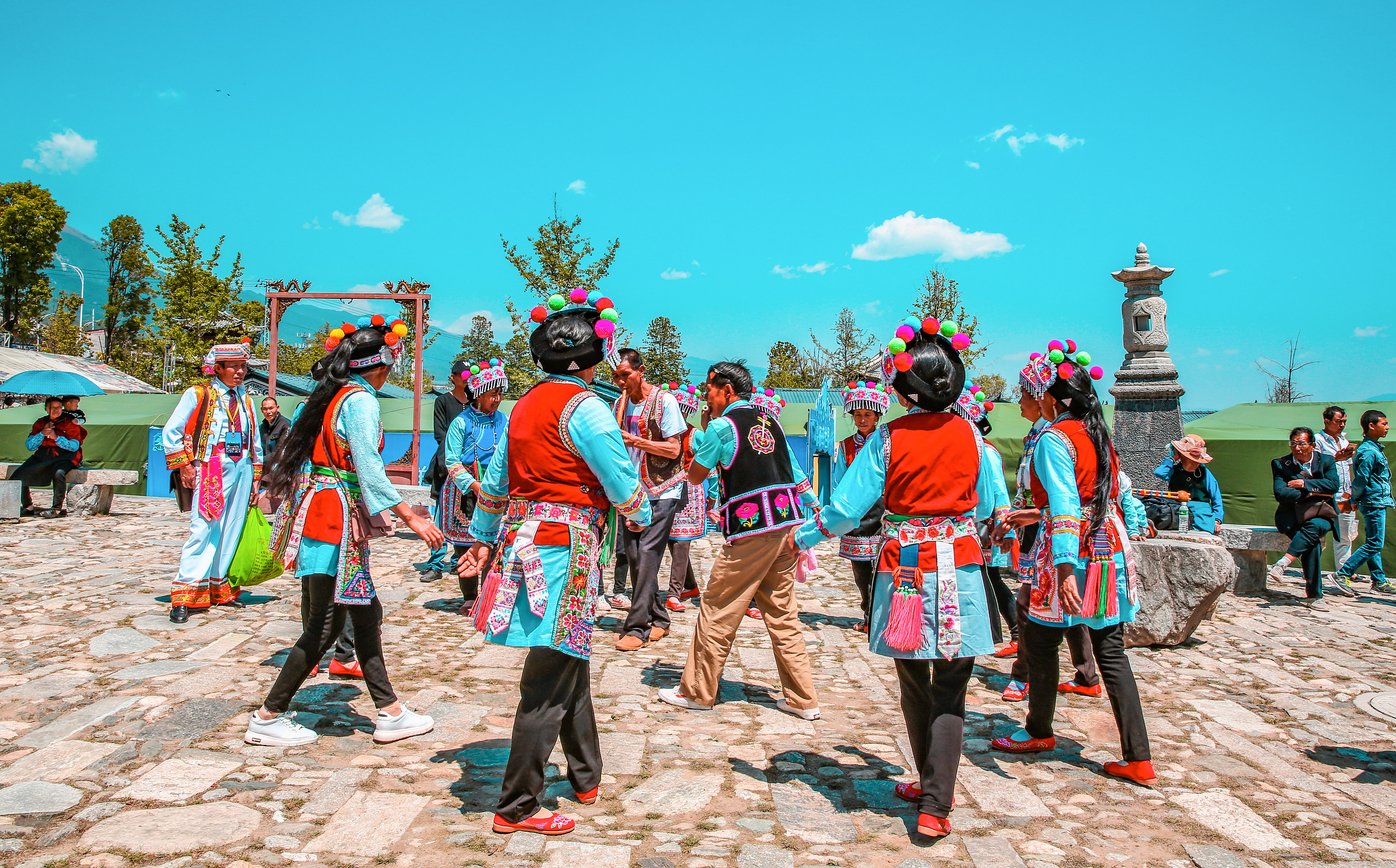 千年赶一街,一街赶千年 / 大理三月街民族节