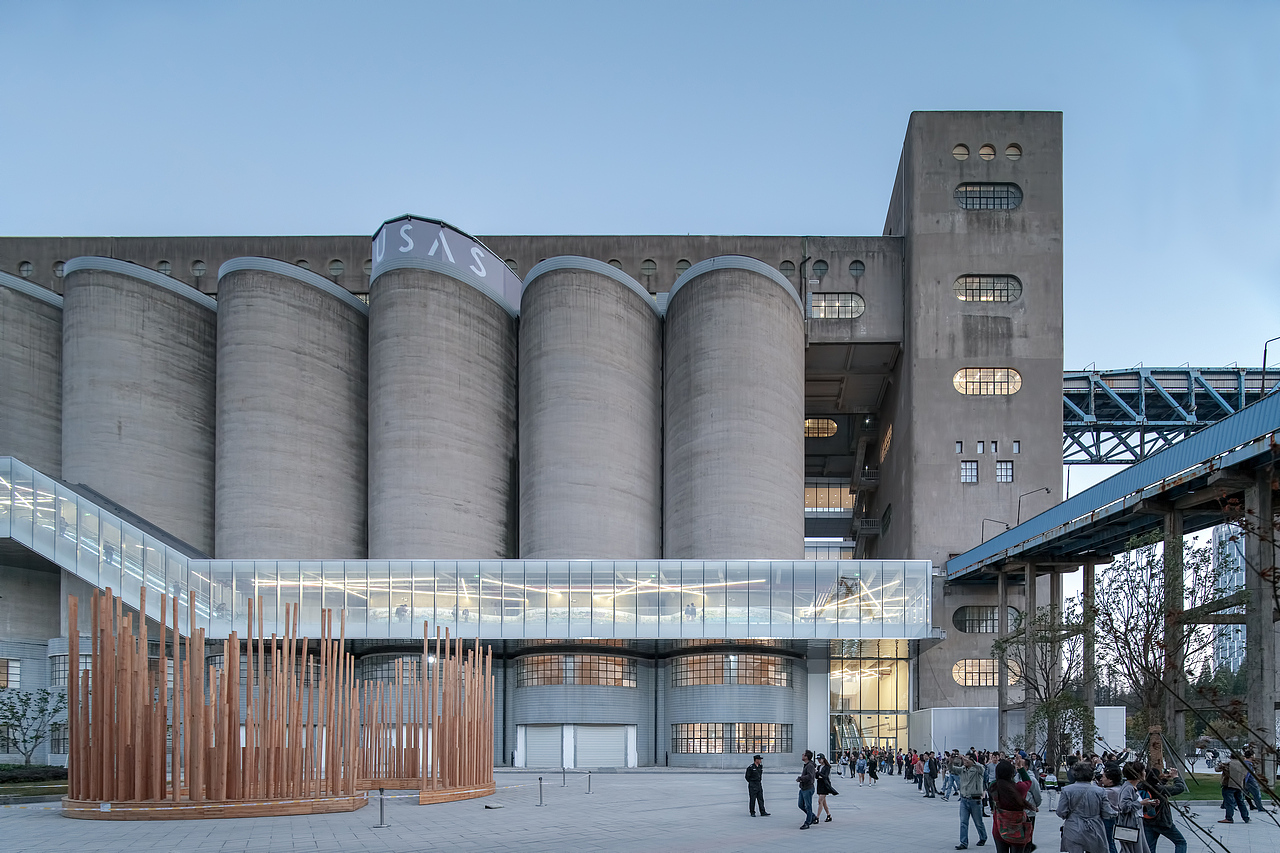 上海八万吨筒仓