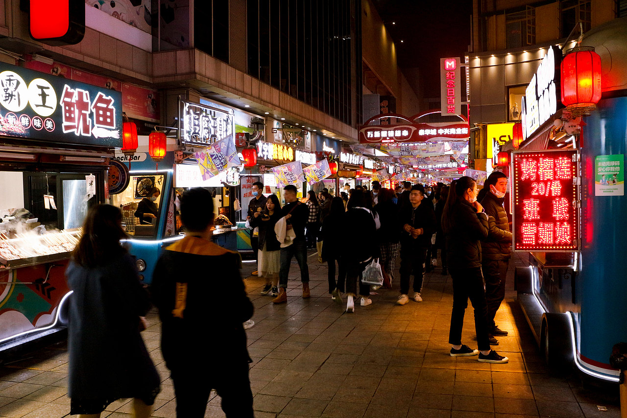 夜市，同样可以慰藉人心（图ZMjQ4OTI1MTgw） - 其他摄影 - 站酷设计师安安大喵原创素材 - 站酷ZCOOL