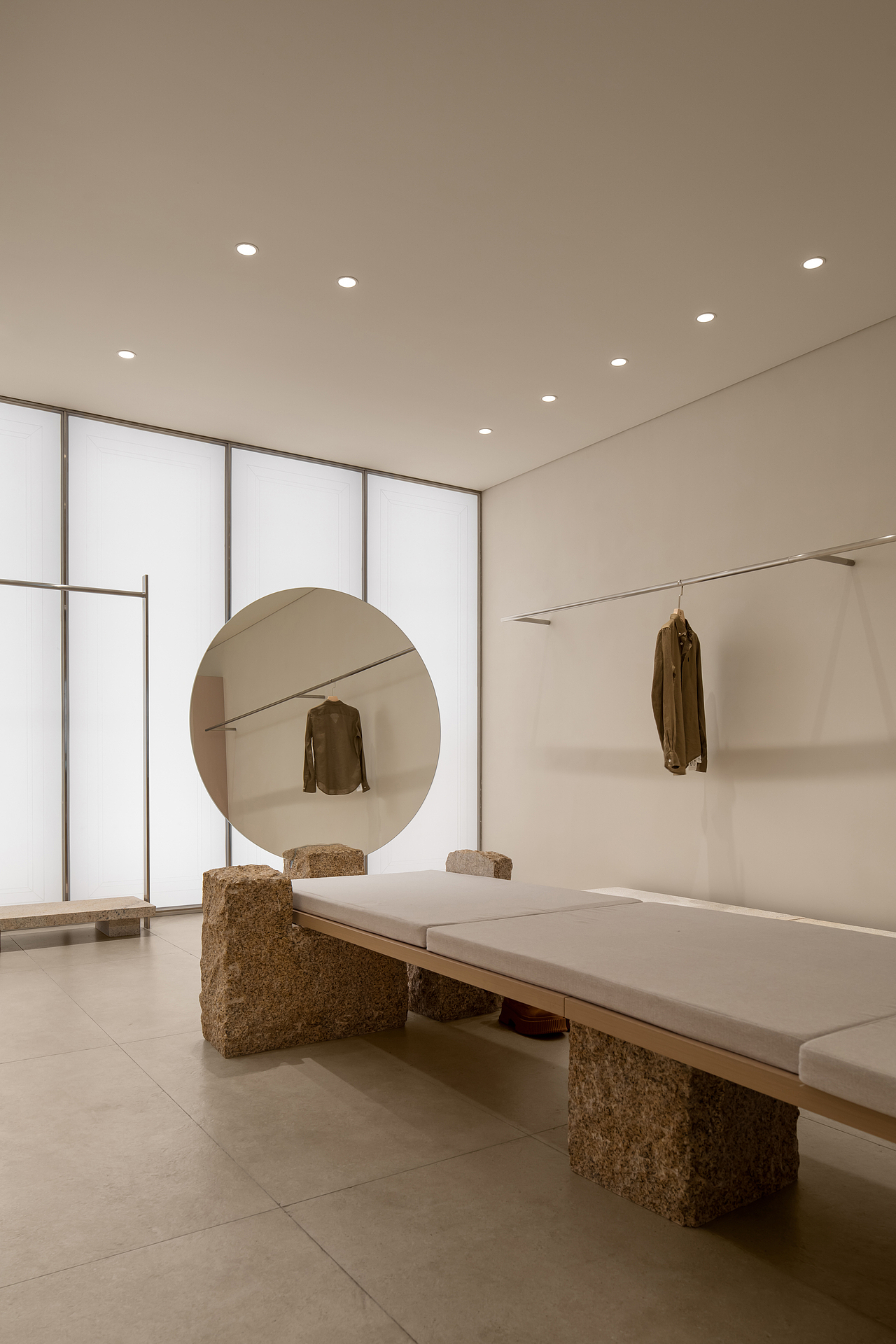 O.C. PERSONAL TAILOR|MOOTHAN. DESIGN