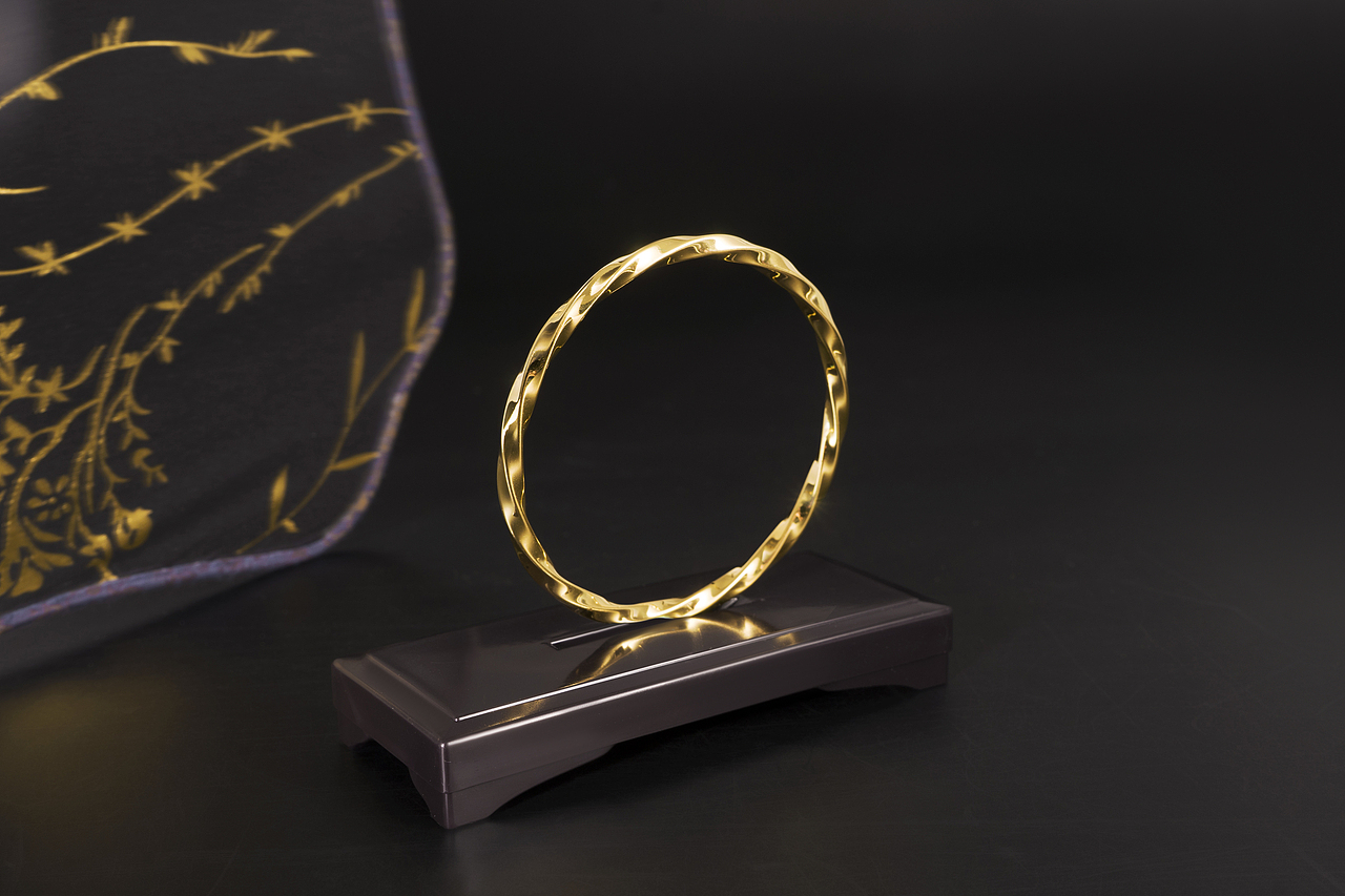 黄金足金手镯产品场景图(7款)