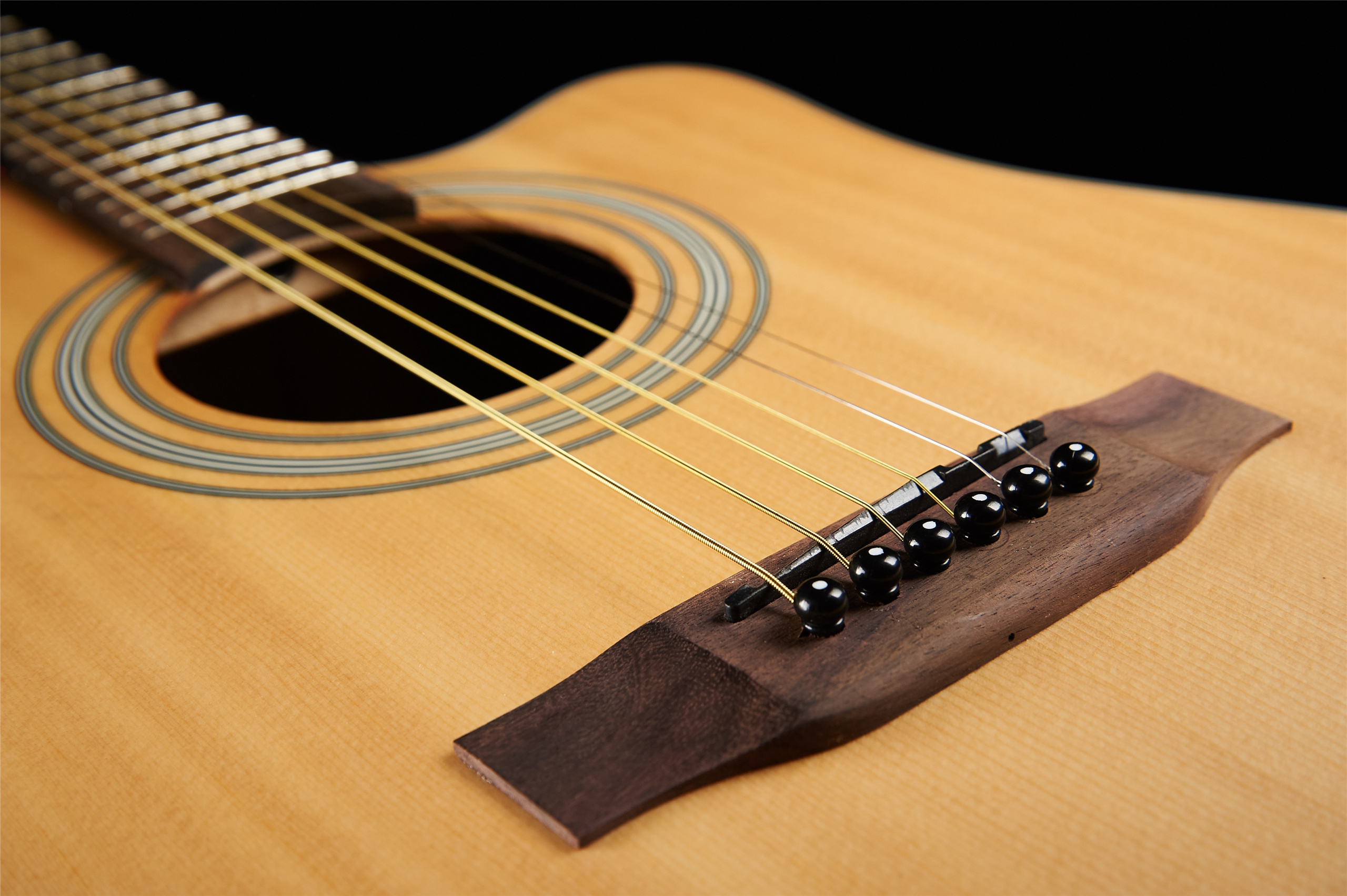 木吉他静物拍摄