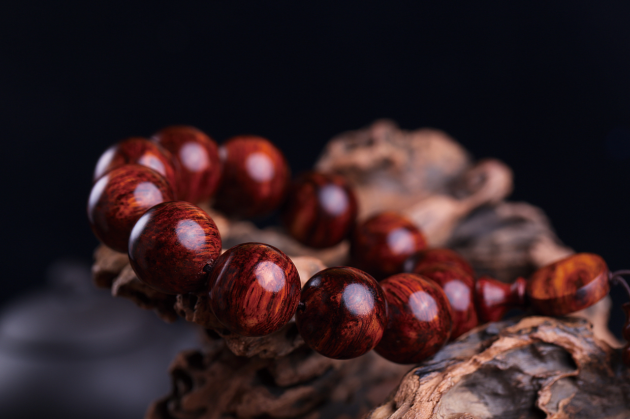 佛珠拍摄（图ZNzU1NTk1MDQ=） - 产品摄影 - 站酷设计师猫眼1原创素材 - 站酷ZCOOL