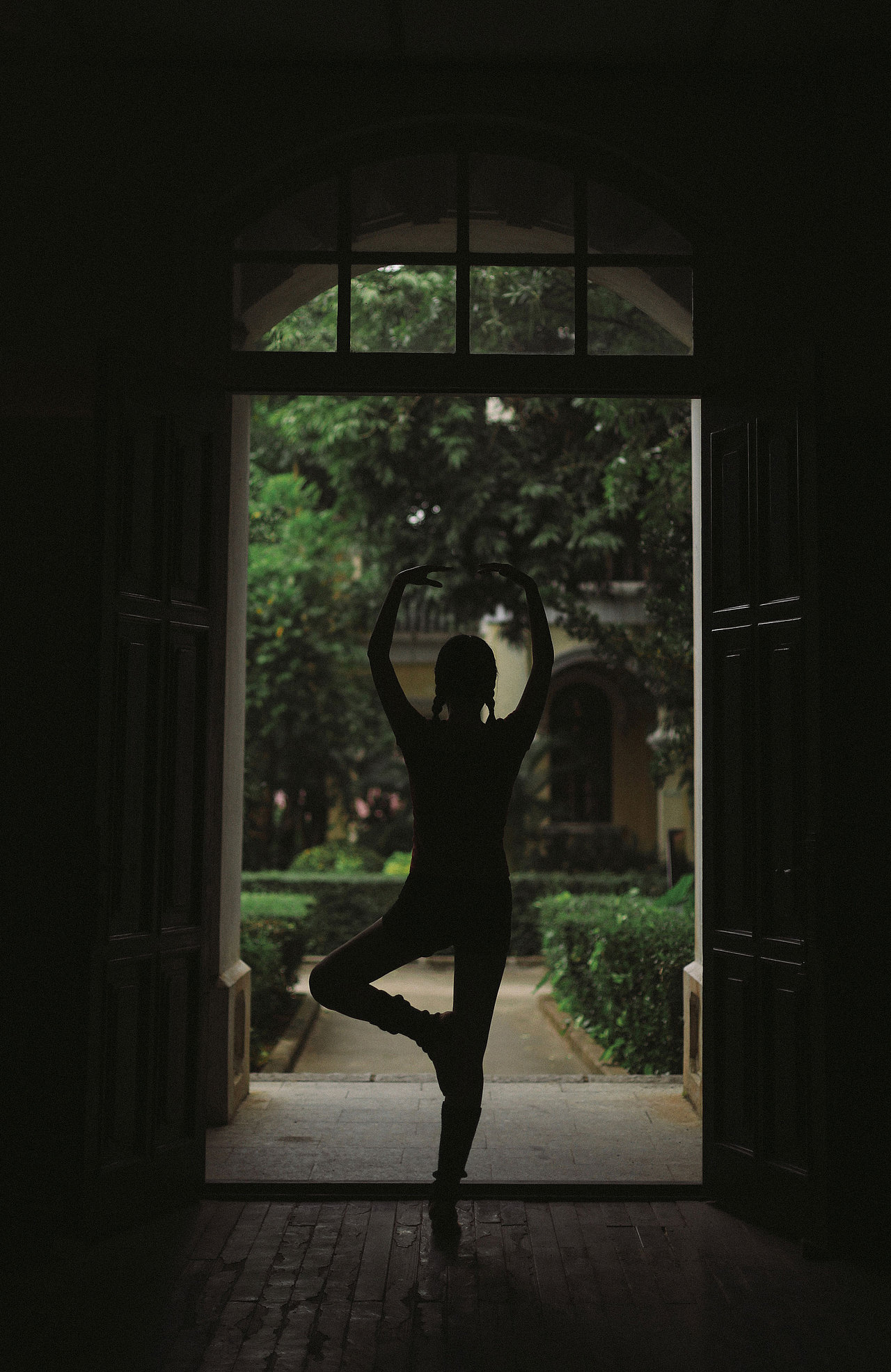 每个人心中都有一个芳华（图ZMjkwMDY1MzY0） - 人像摄影 - 站酷设计师银儿漂漂原创素材 - 站酷ZCOOL