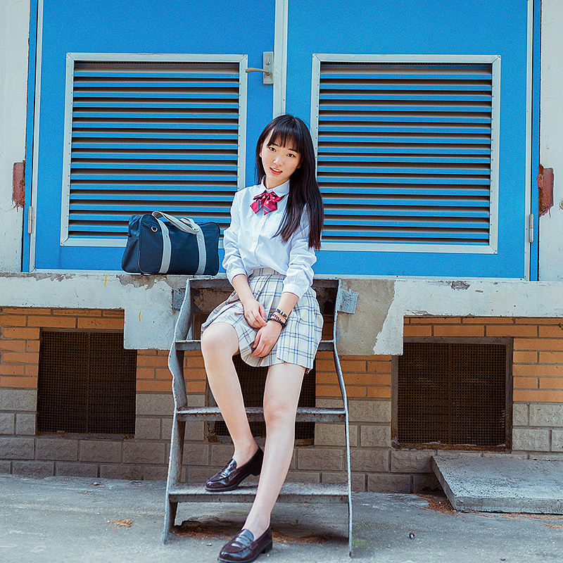 阿黛尔蓝,Adele blue