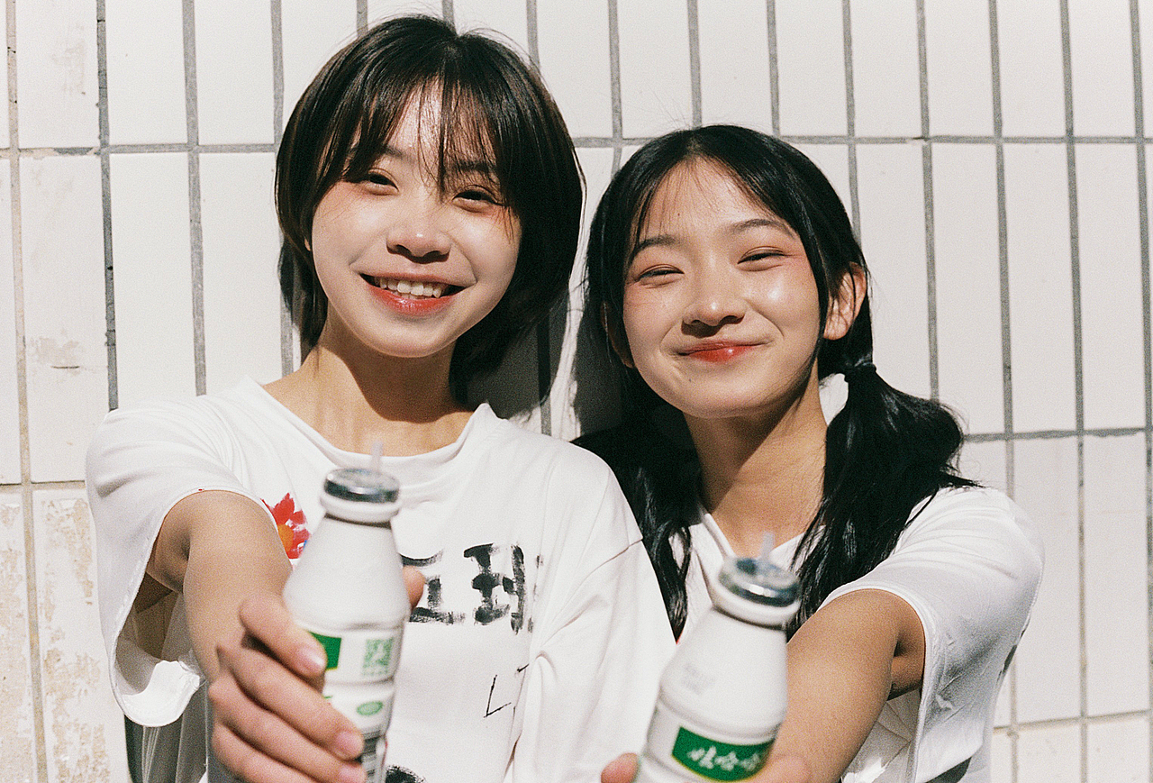 少女邂逅（图ZMjQxNzI5OTA0） - 人像摄影 - 站酷设计师咔嚓旺旺原创素材 - 站酷ZCOOL