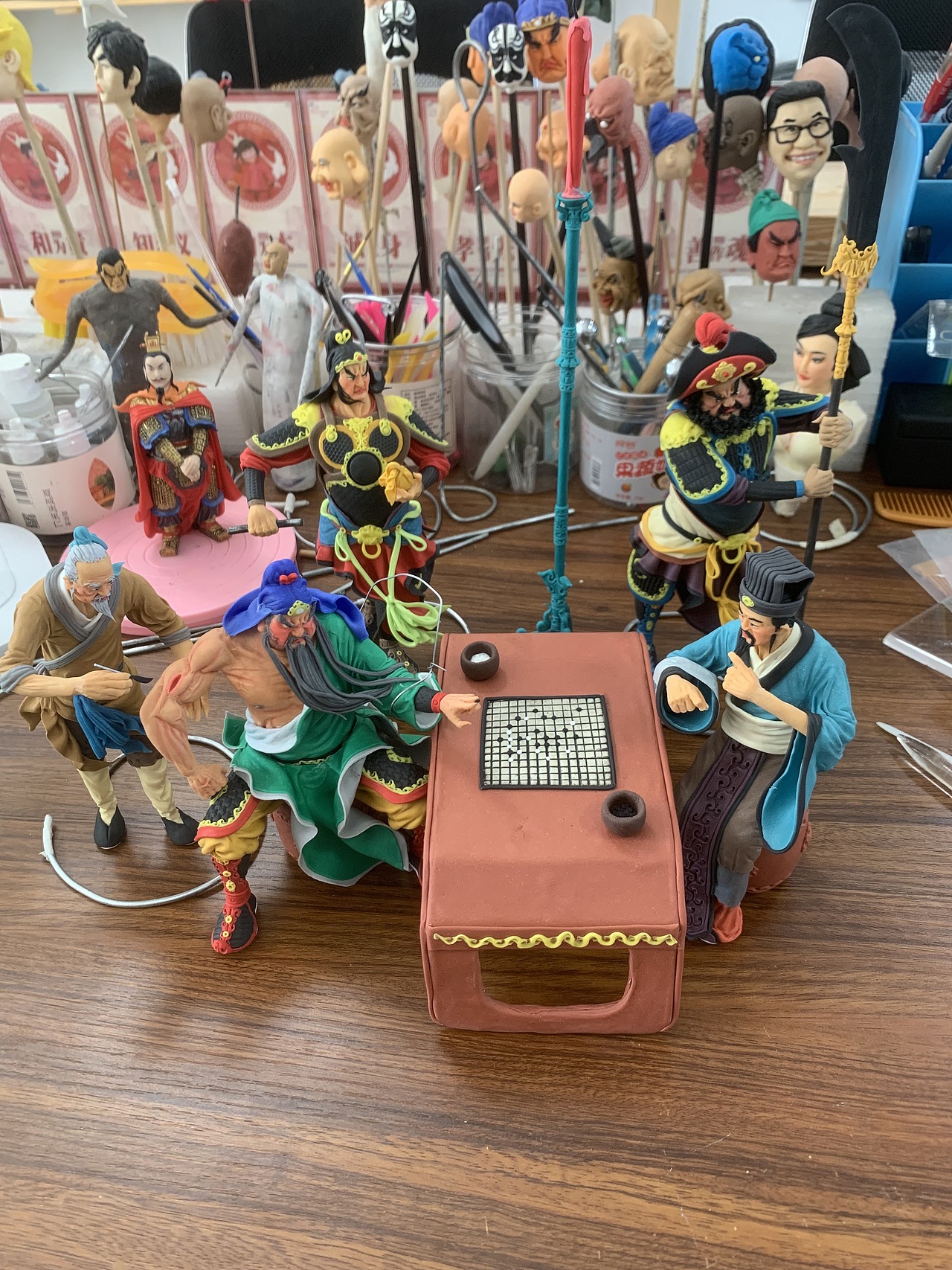 康健面塑作品《刮骨疗毒》