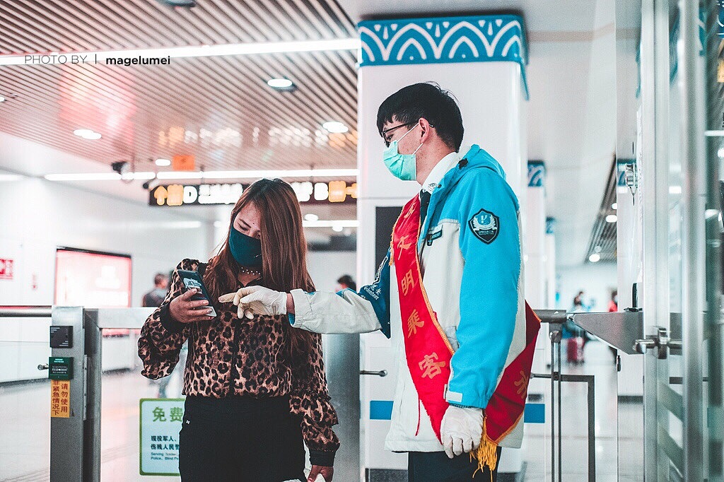 疫情纪实 复工下的人们 纪实摄影 扫街（图ZMjAyNzY5ODcy） - 人文/纪实摄影 - 站酷设计师玛格鲁没原创素材 - 站酷ZCOOL