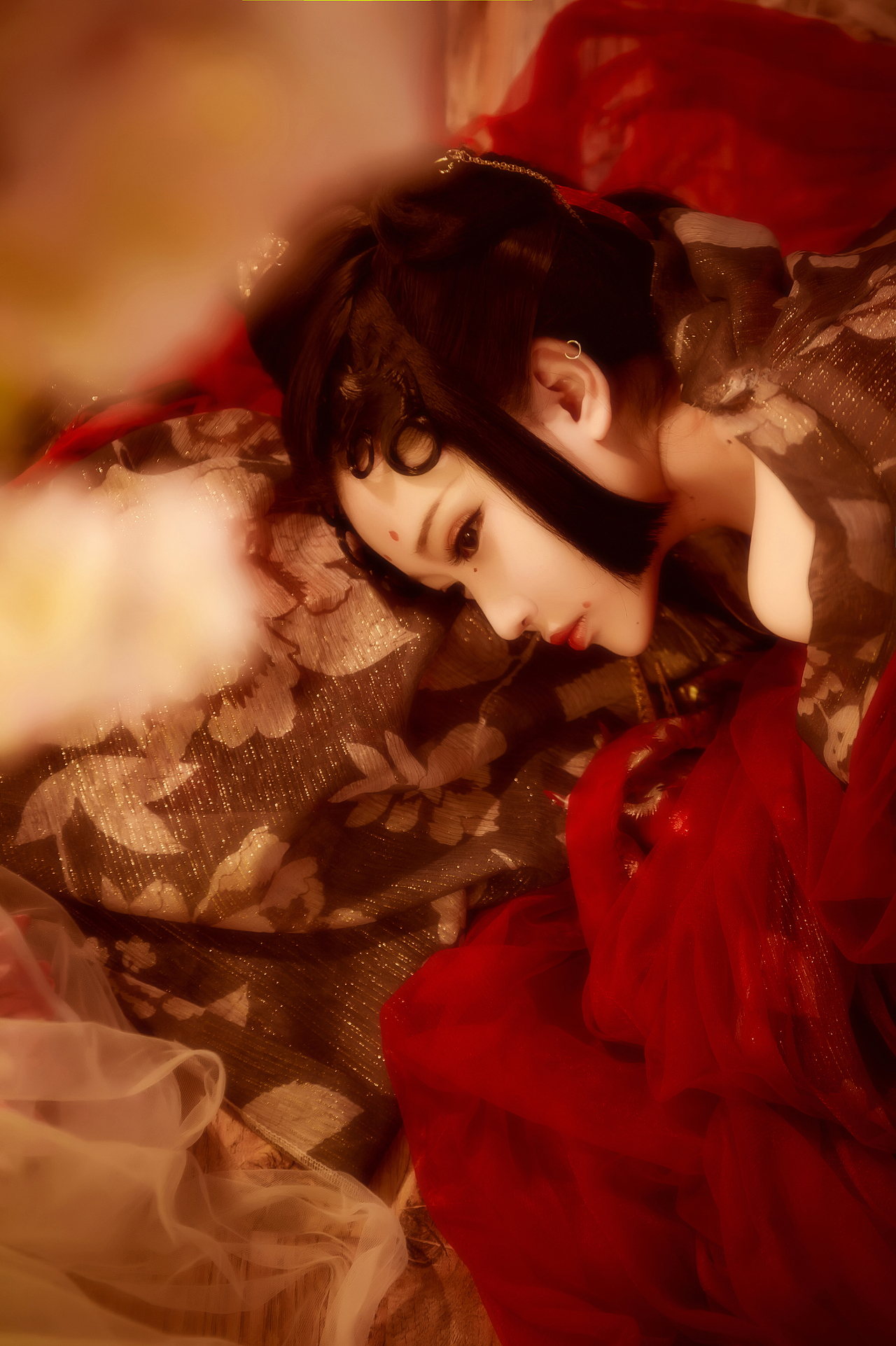 报道金钗坠也,十指露、春笋纤长。 亲曾见,全胜宋玉,想（图ZMTUwNDYzNTcy） - 人像摄影 - 站酷设计师平了个平平平原创素材 - 站酷ZCOOL