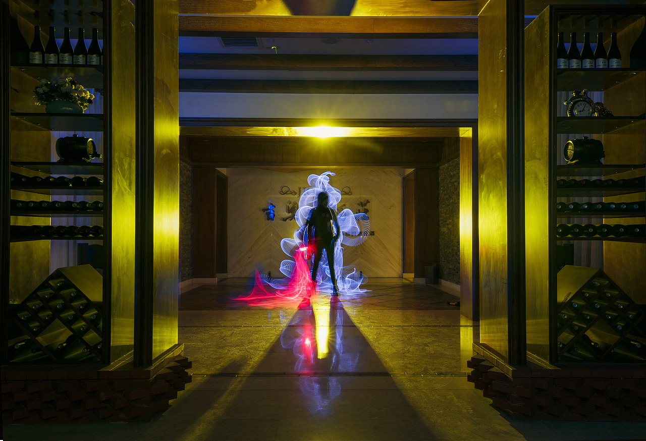 万圣节光绘夜（图ZOTU2MzkyMDg=） - 其他摄影 - 站酷设计师Roywang光绘艺术原创素材 - 站酷ZCOOL