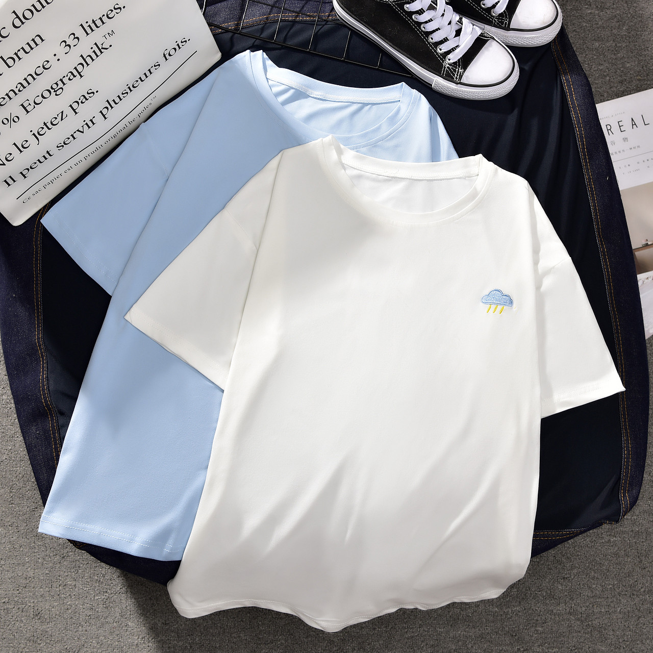 懒人沙发服装拍摄（图ZMTQ0ODQ1MjQ4） - 其他服装 - 站酷设计师大睿2018原创素材 - 站酷ZCOOL