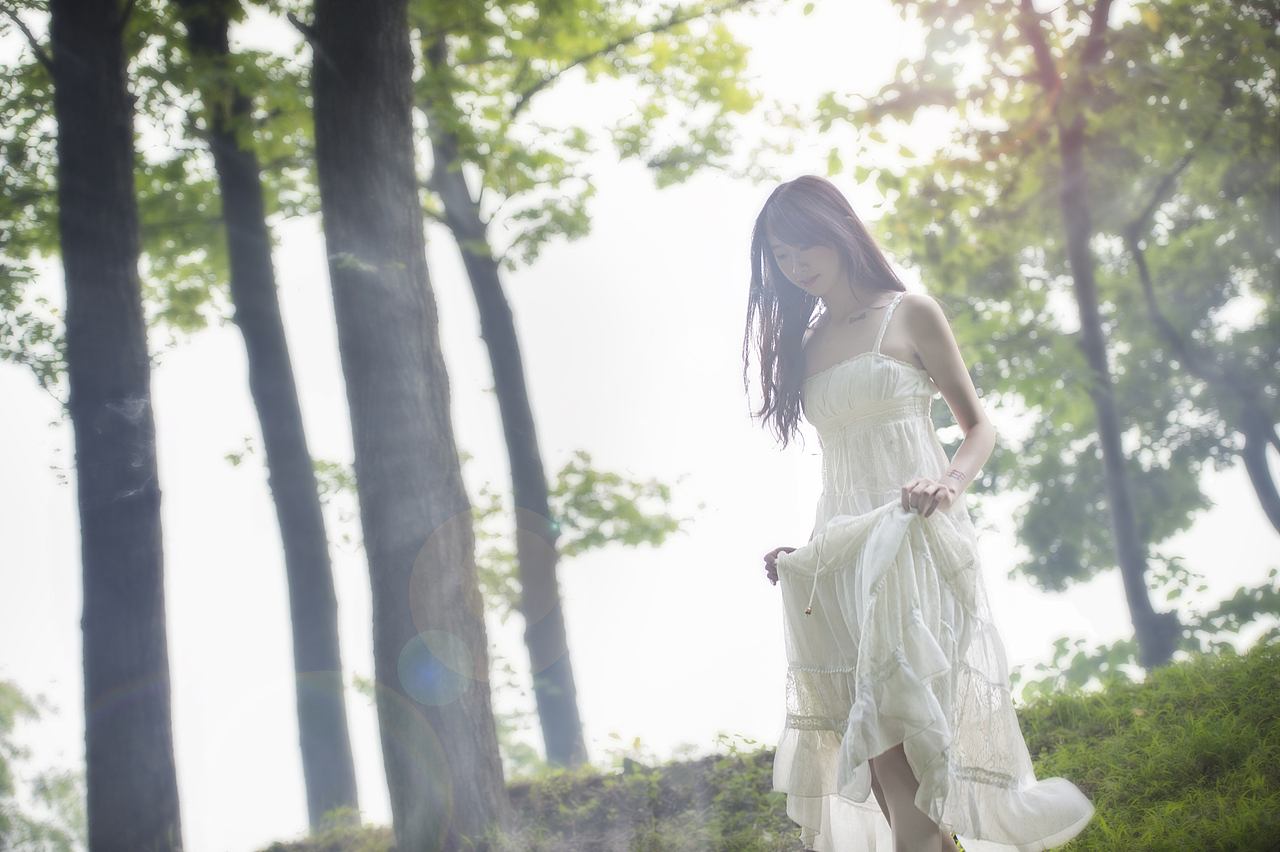 夏天的风,吹过发梢