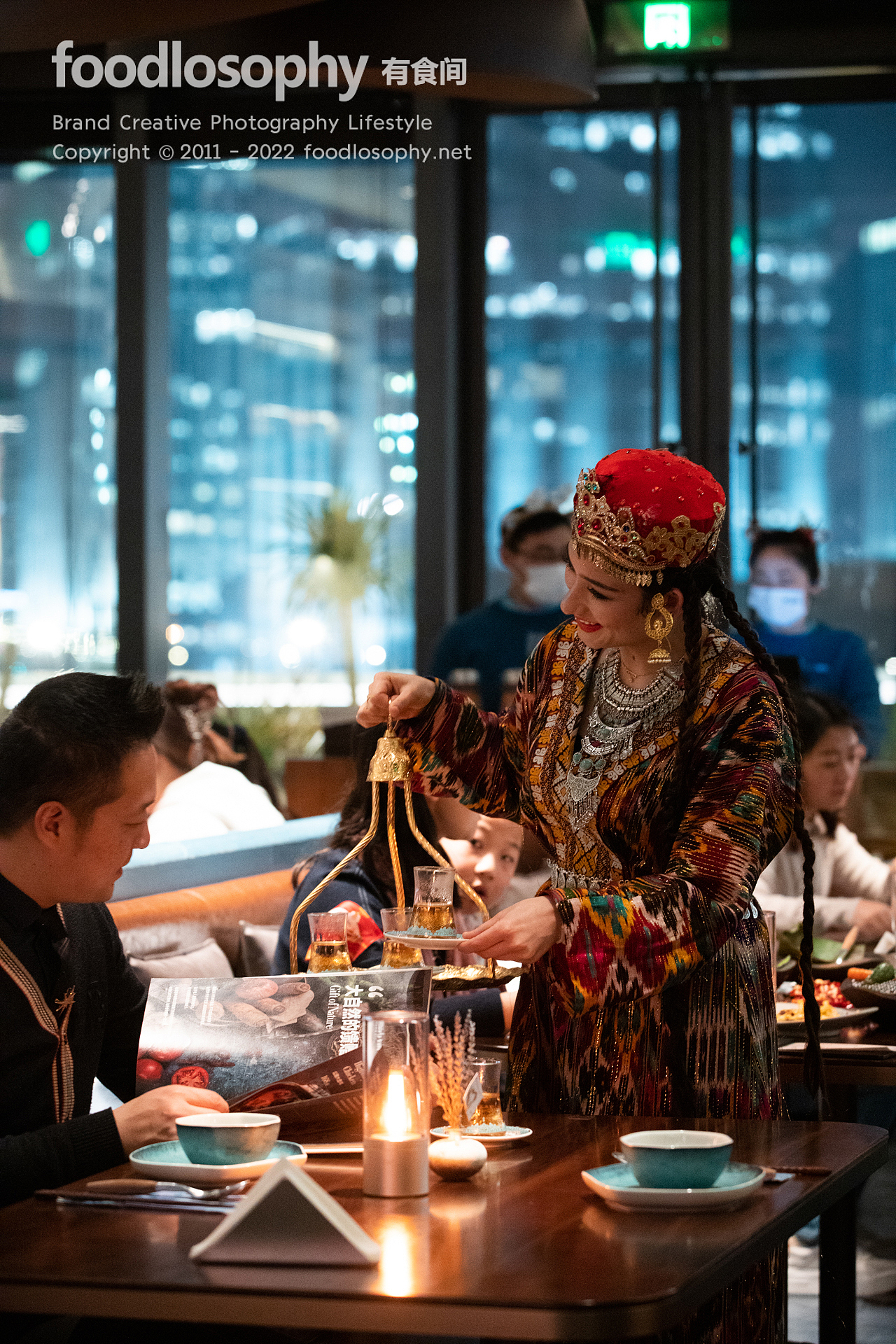 伊犁蓝 × 有食间｜耶里夏丽旗下海派轻奢新疆菜（图ZMjg1NzU1NzIw） - 美食摄影 - 站酷设计师有食间原创素材 - 站酷ZCOOL