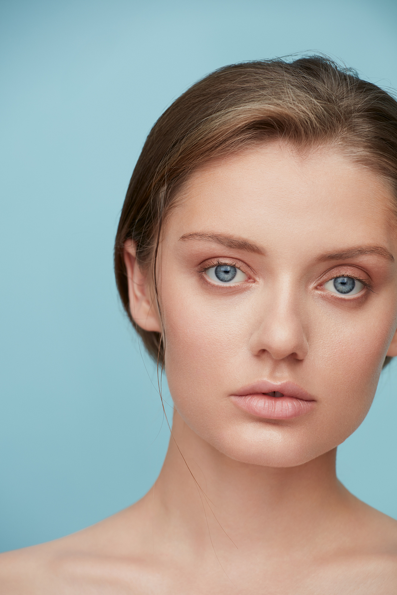 商业人像杂志妆面修图