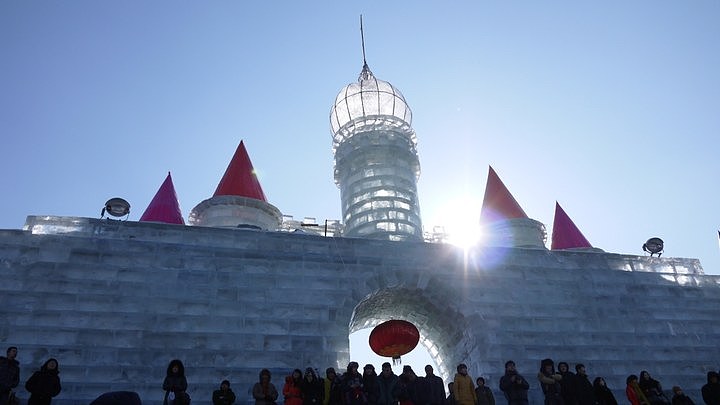 黏在家里 年在家里