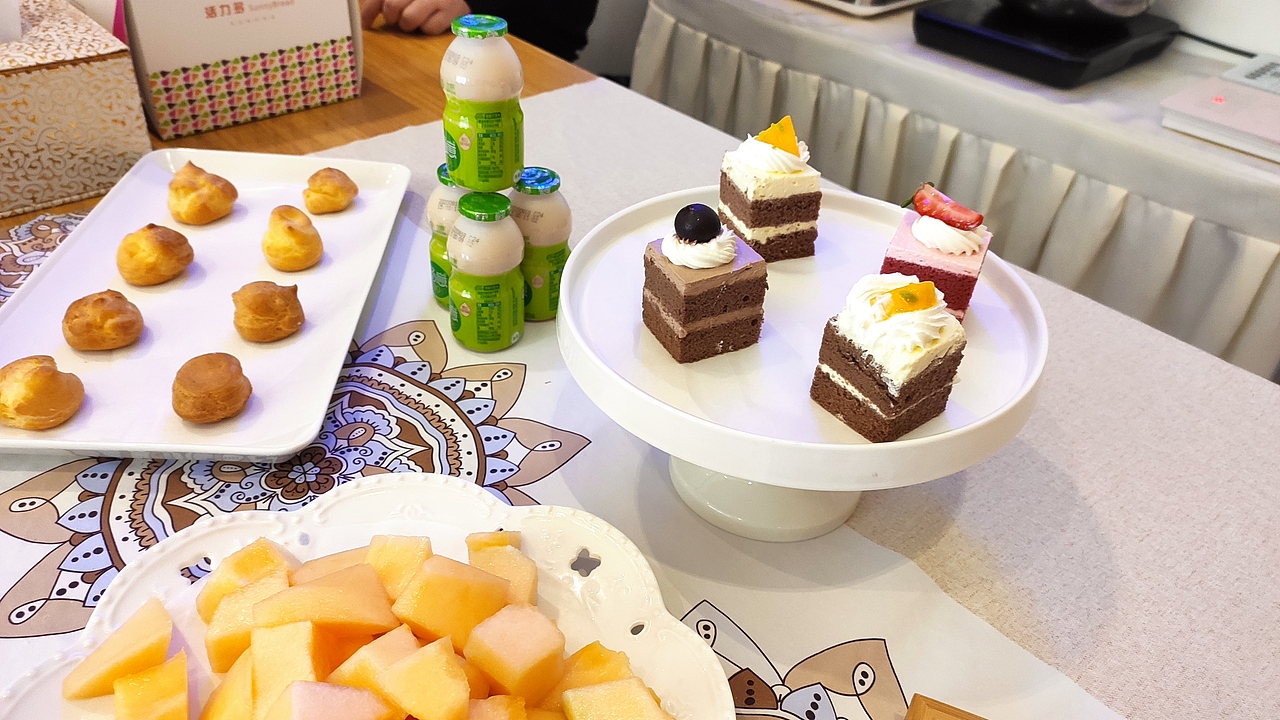 东方心绣脸见面会