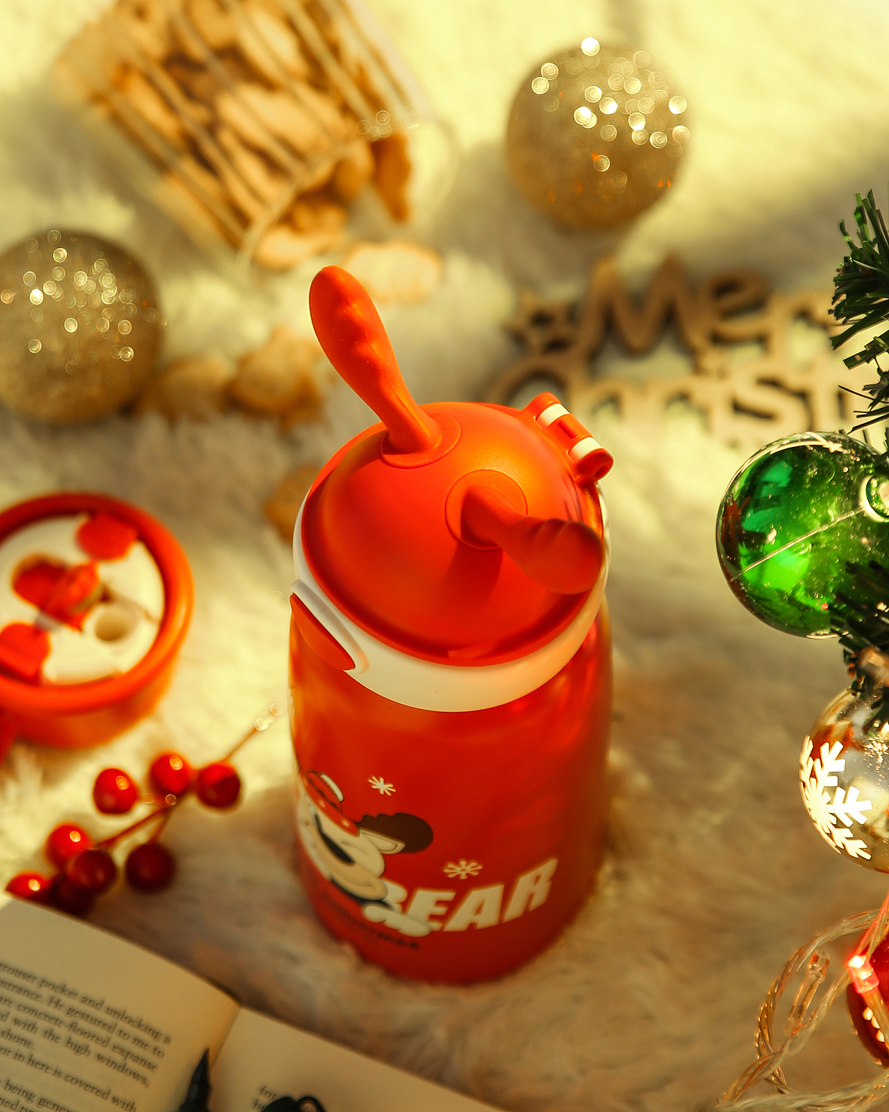 圣诞保温杯（图ZMzI0NzgzMDE2） - 产品摄影 - 站酷设计师预览摄影阿毛原创素材 - 站酷ZCOOL