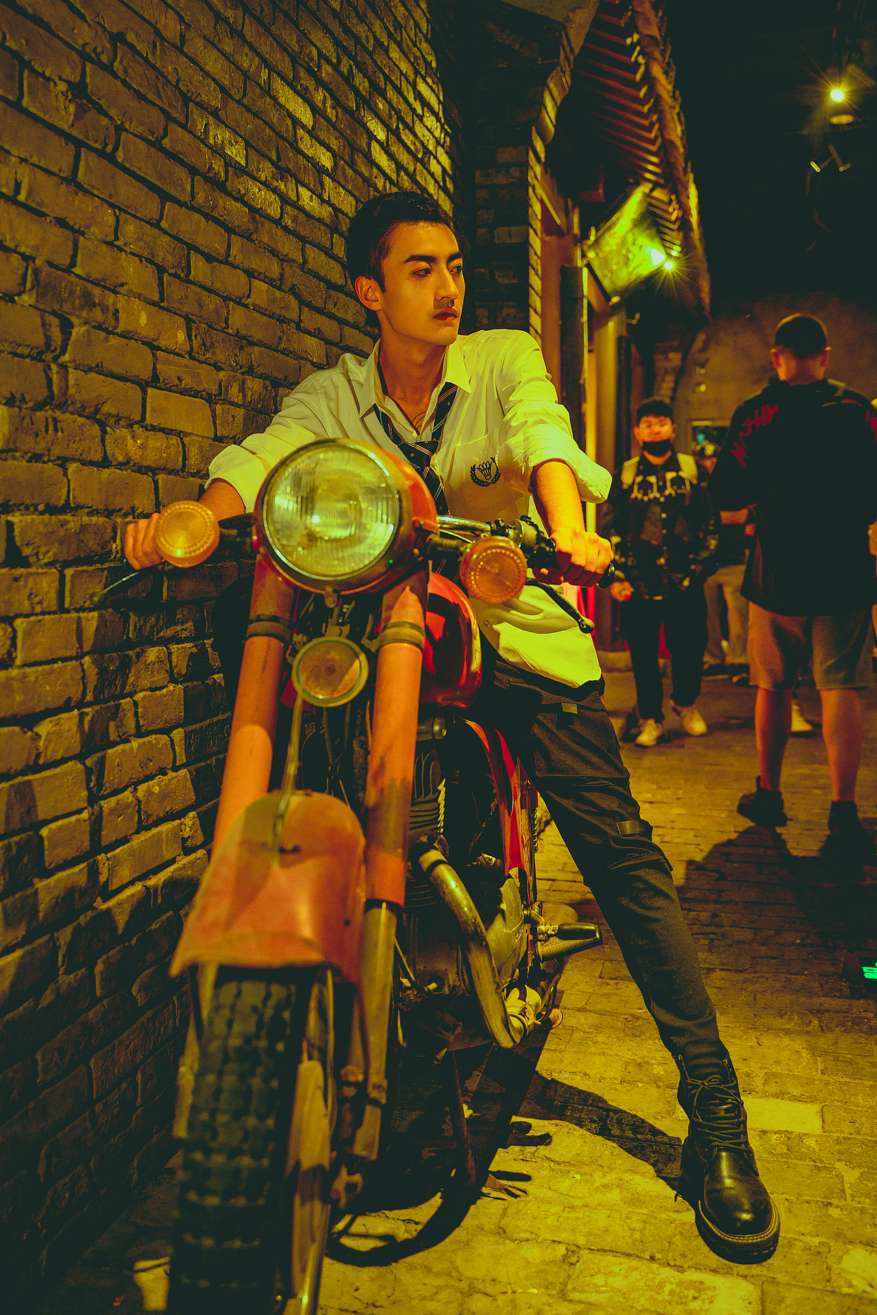 港风复古 | 邻家机车男孩