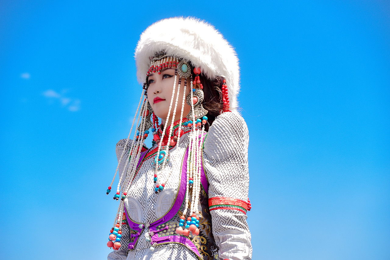 热情奔放的蒙古族庆祝2019中国草原蒙古马文化节