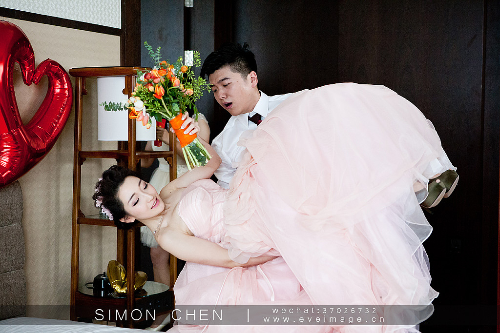 青岛.纪实婚礼中的幸福欢乐——纪实婚礼跟拍摄影师陈昕作品（图ZNDI0MDE3MTY=） - 人像摄影 - 站酷设计师婚礼摄影师陈昕原创素材 - 站酷ZCOOL