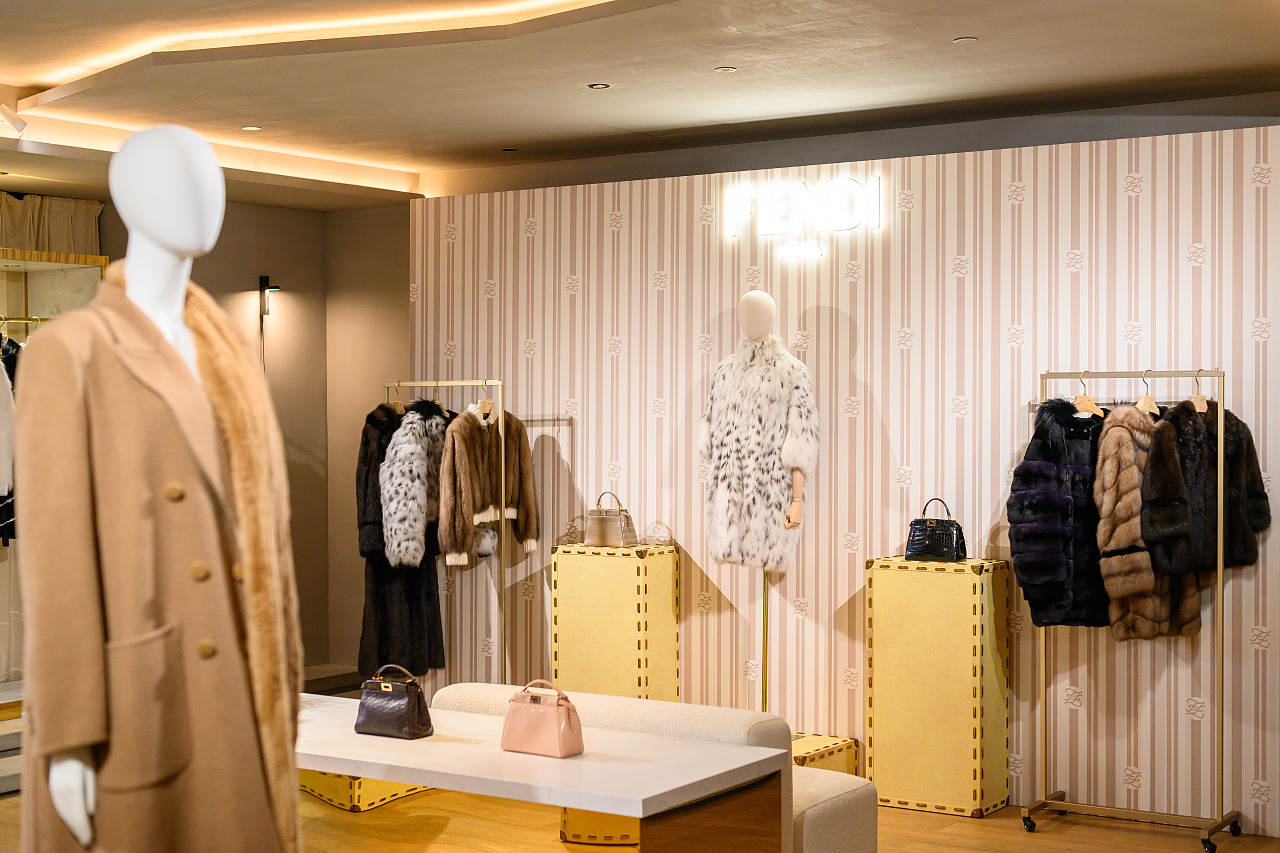 【奢侈品】FENDI贵宾皮草预览会