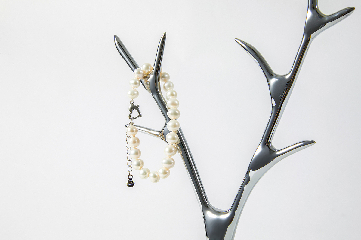 饰品静物场景拍摄（图ZMTk1OTY5OTQw） - 产品摄影 - 站酷设计师电商视觉服务商原创素材 - 站酷ZCOOL