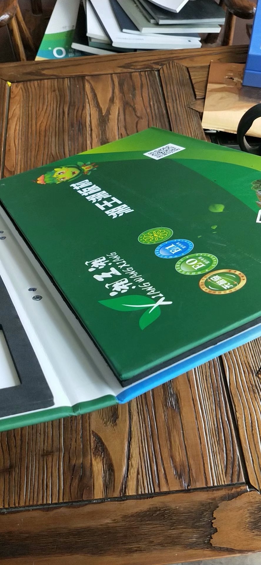 板材样品册制作汽车脚垫样品册加工汽车坐垫色卡册生产