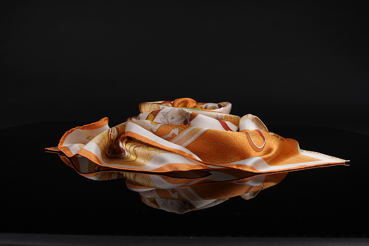 丝巾静物拍摄（图ZMjEzMDc0MjQ=） - 产品摄影 - 站酷设计师Nash_jiang原创素材 - 站酷ZCOOL