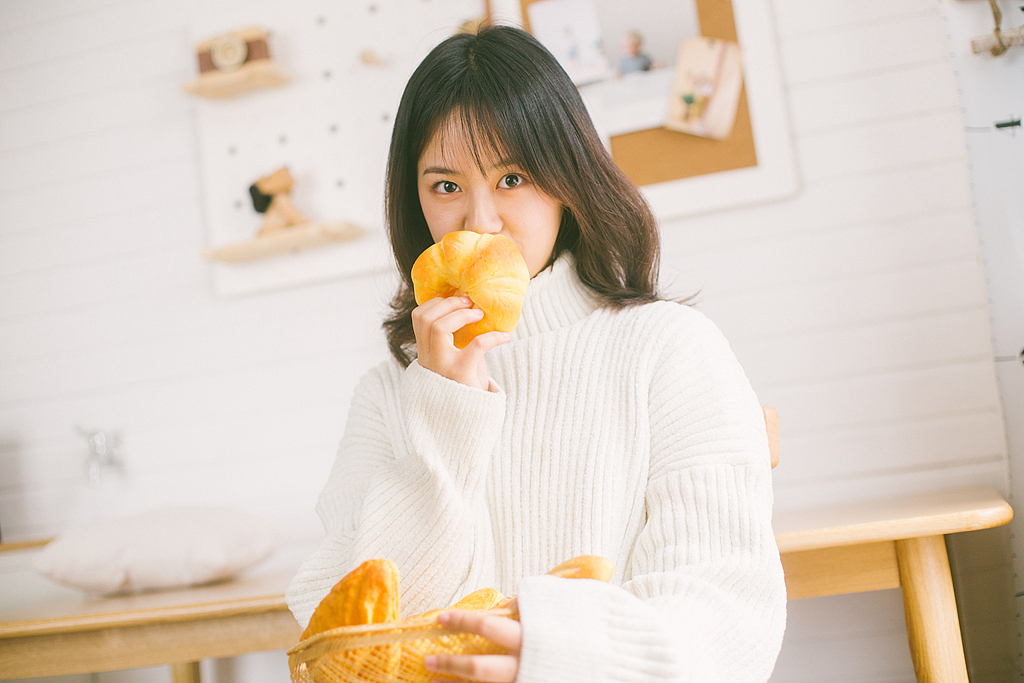 沈阳约拍——私房写真作品（图ZMTg3NjM1NDM2） - 人像摄影 - 站酷设计师家麟的画原创素材 - 站酷ZCOOL