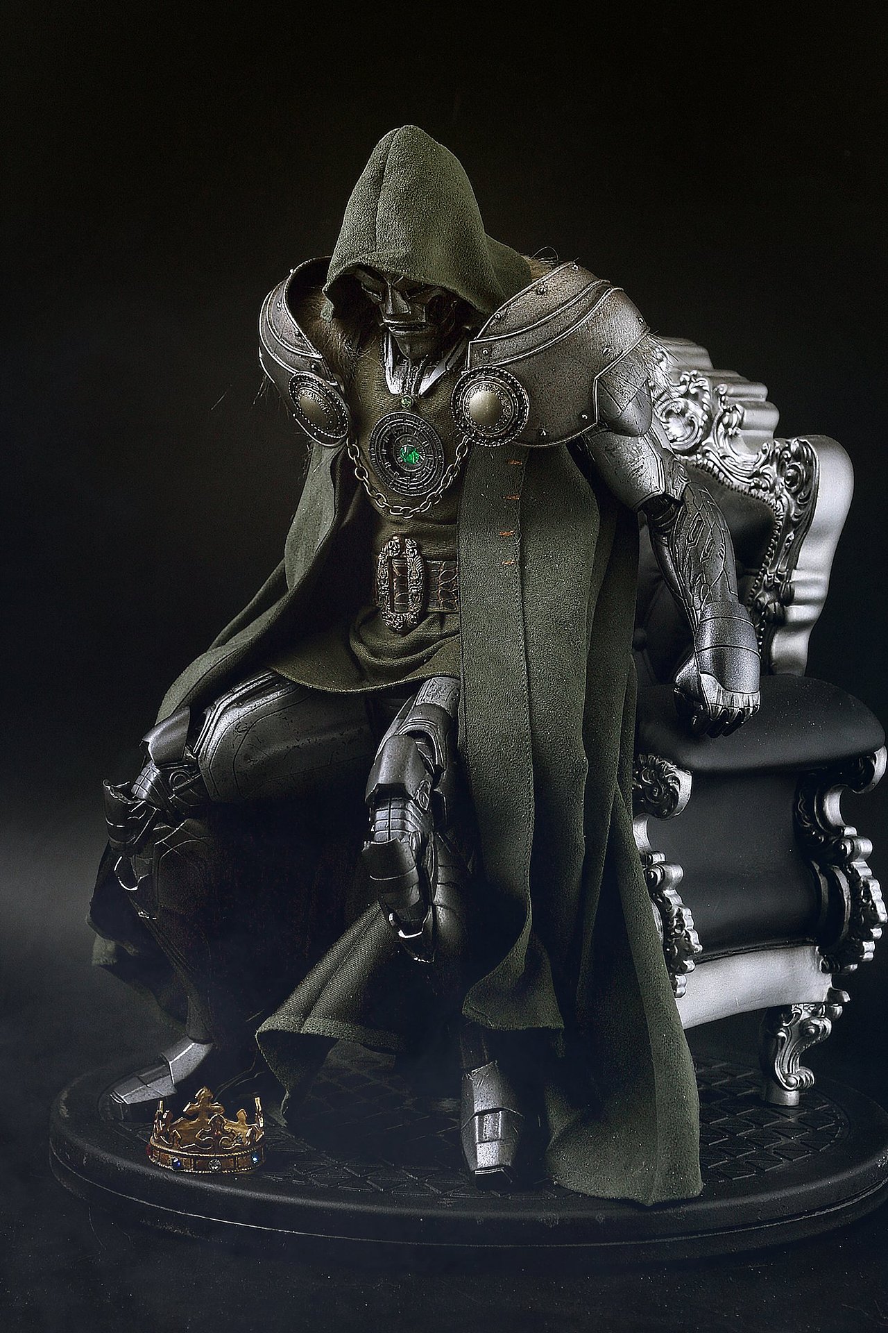 眉间白火的臆造自d之钢铁杜姆博士