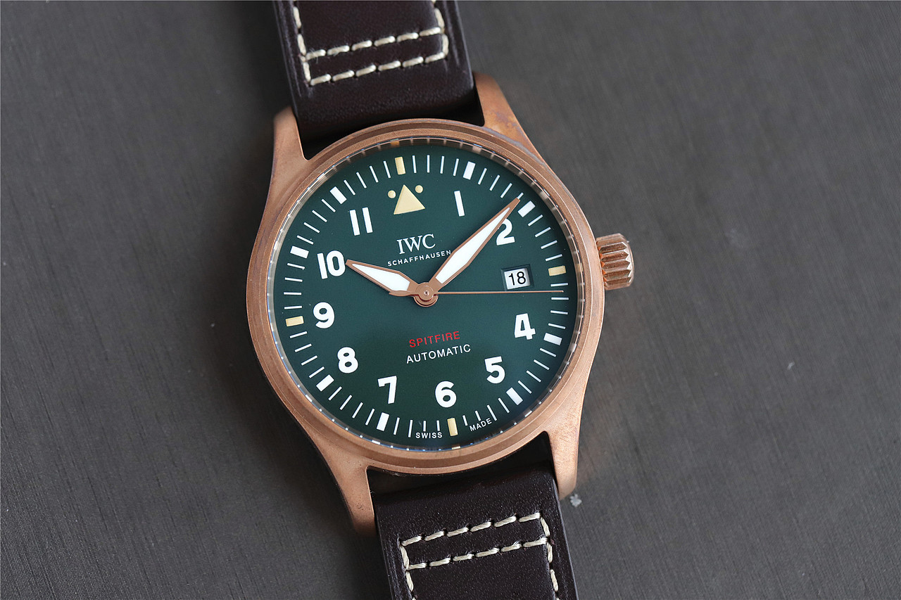 高仿XF厂万国青铜飞行员腕表无需在进专柜!