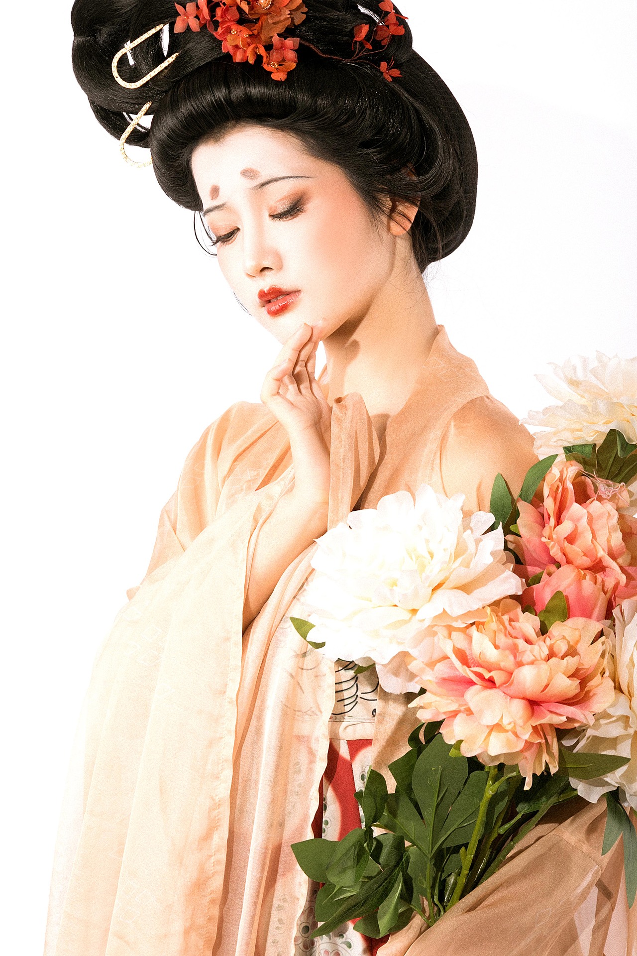 会向瑶台月下逢 古风汉服系列作品（图ZMjg2NTQzOTAw） - 人像摄影 - 站酷设计师LIMO摄影工作室原创素材 - 站酷ZCOOL