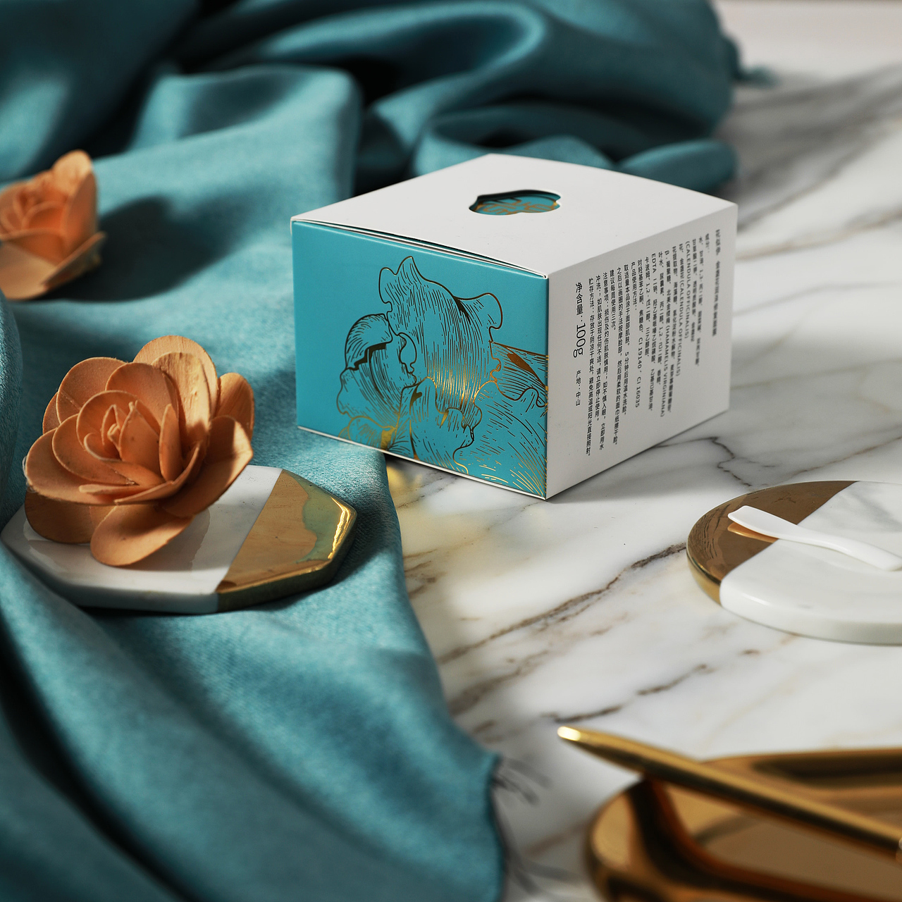 HUASIYI花似伊国潮化妆品全案定位及包装定位-上海因心