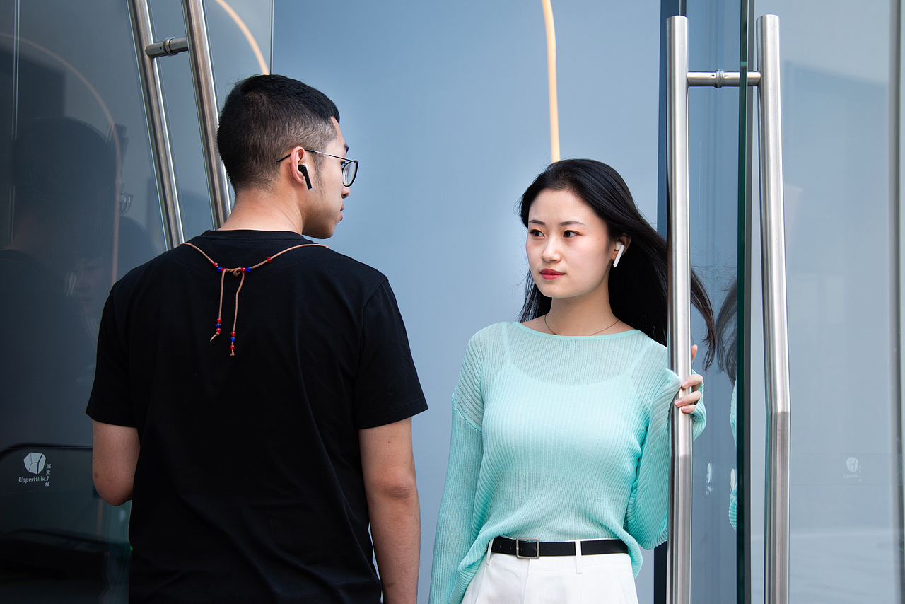 华为耳机（图ZMTg1Mzk5NDc2） - 时尚/艺术摄影 - 站酷设计师会飞的juju原创素材 - 站酷ZCOOL
