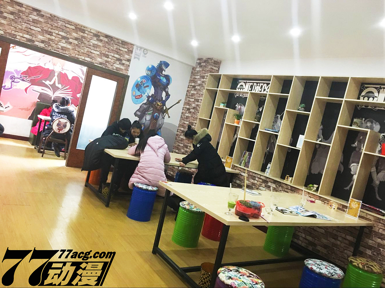 动漫主题实体店（图ZODMyMTUwMDg=） - 环境/建筑摄影 - 站酷设计师77动漫acg原创素材 - 站酷ZCOOL